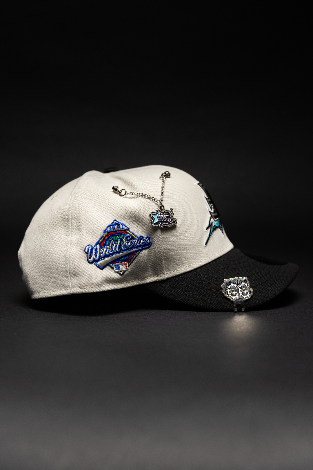 NEW ERA EXCLUSIVE 9FIFTY STONE GREY UPSIDE DOWN FLORIDA MARLINS SNAPBACK W/ WORLD SERIES SIDE PATCH