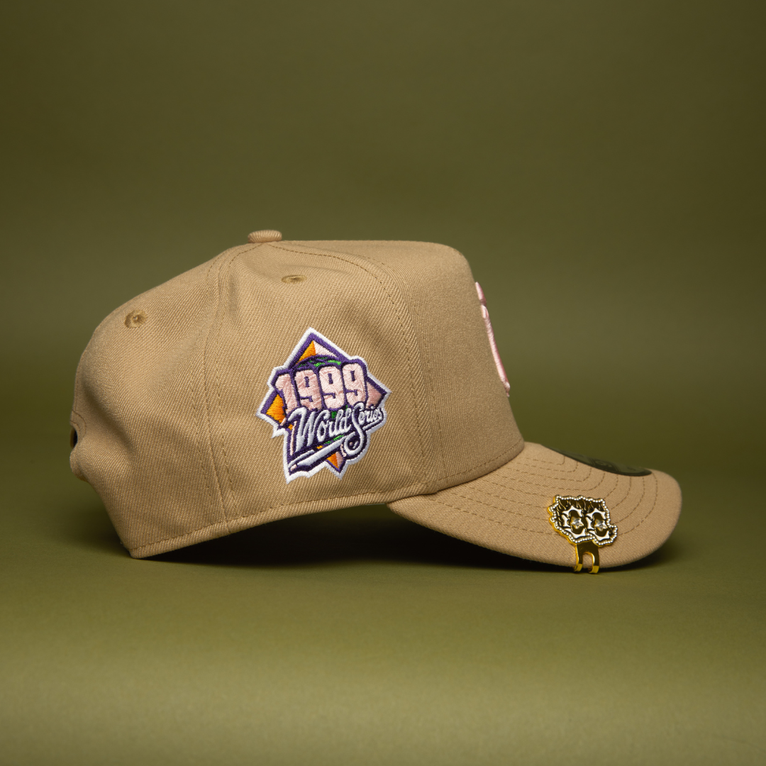NEW ERA 9FIFTY A-FRAME LIGHT KHAKI NEW YORK YANKEES SNAPBACK W/ 1999 WORLD SERIES SIDE PATCH