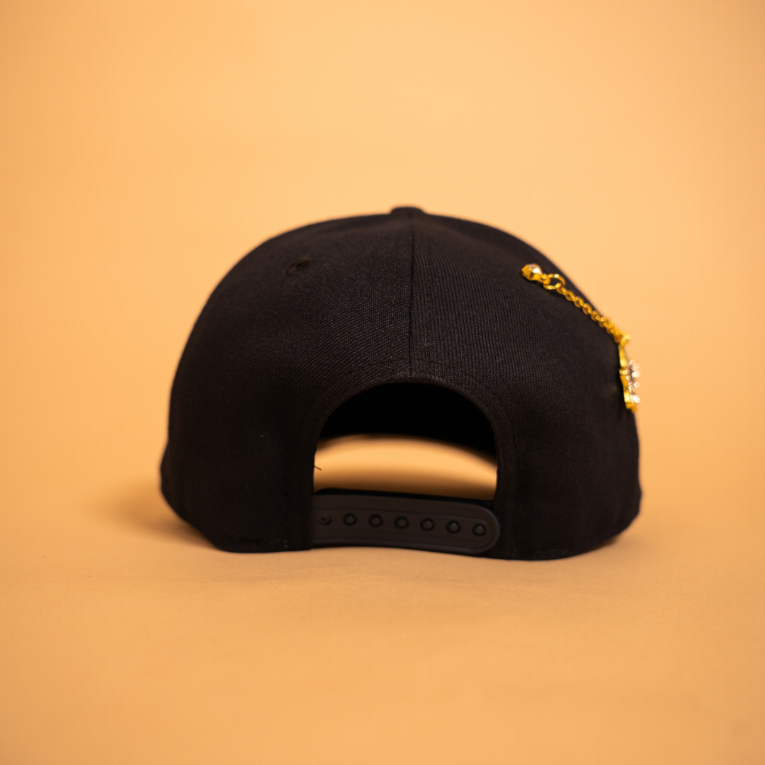 NEW ERA EXCLUSIVE 9FIFTY A-FRAME NAVY NEW YORK YANKEES SNAPBACK W/ 2001 WORLD SERIES SIDE PATCH