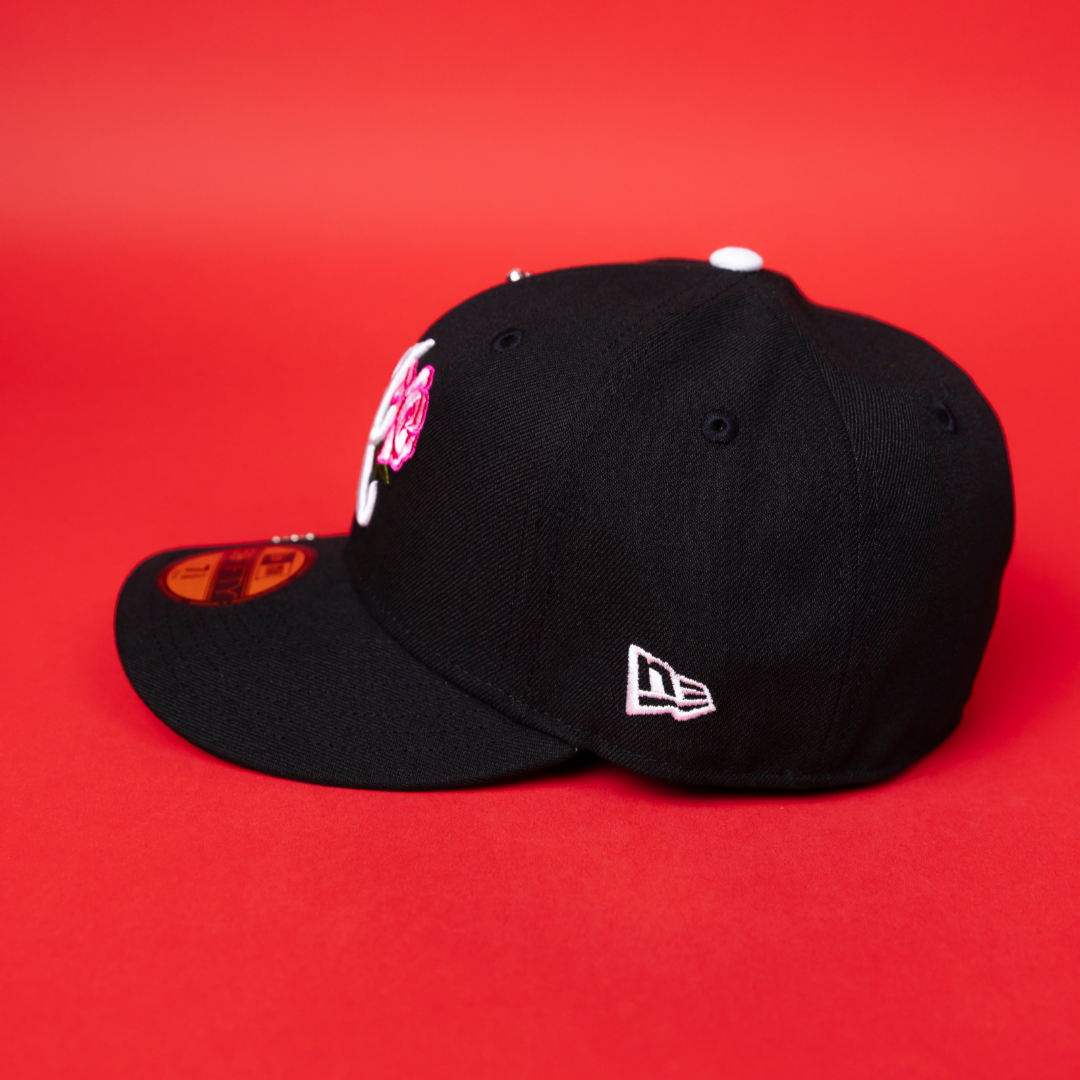 NEW ERA EXCLUSIVE 59FIFTY BLACK/SATIN MEXICO SCRIPT W/ MEXICO FLAG PATCH