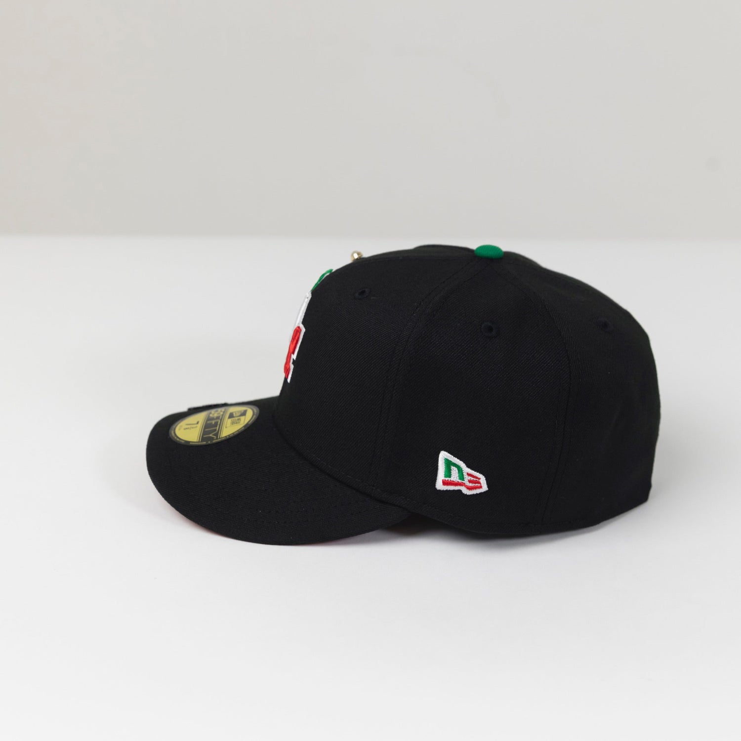 NEW ERA 59FIFTY BLACK LOS ANGELES DODGERS W/ MEXICO FLAG LOGO + MEXICO FLAG SIDE PATCH