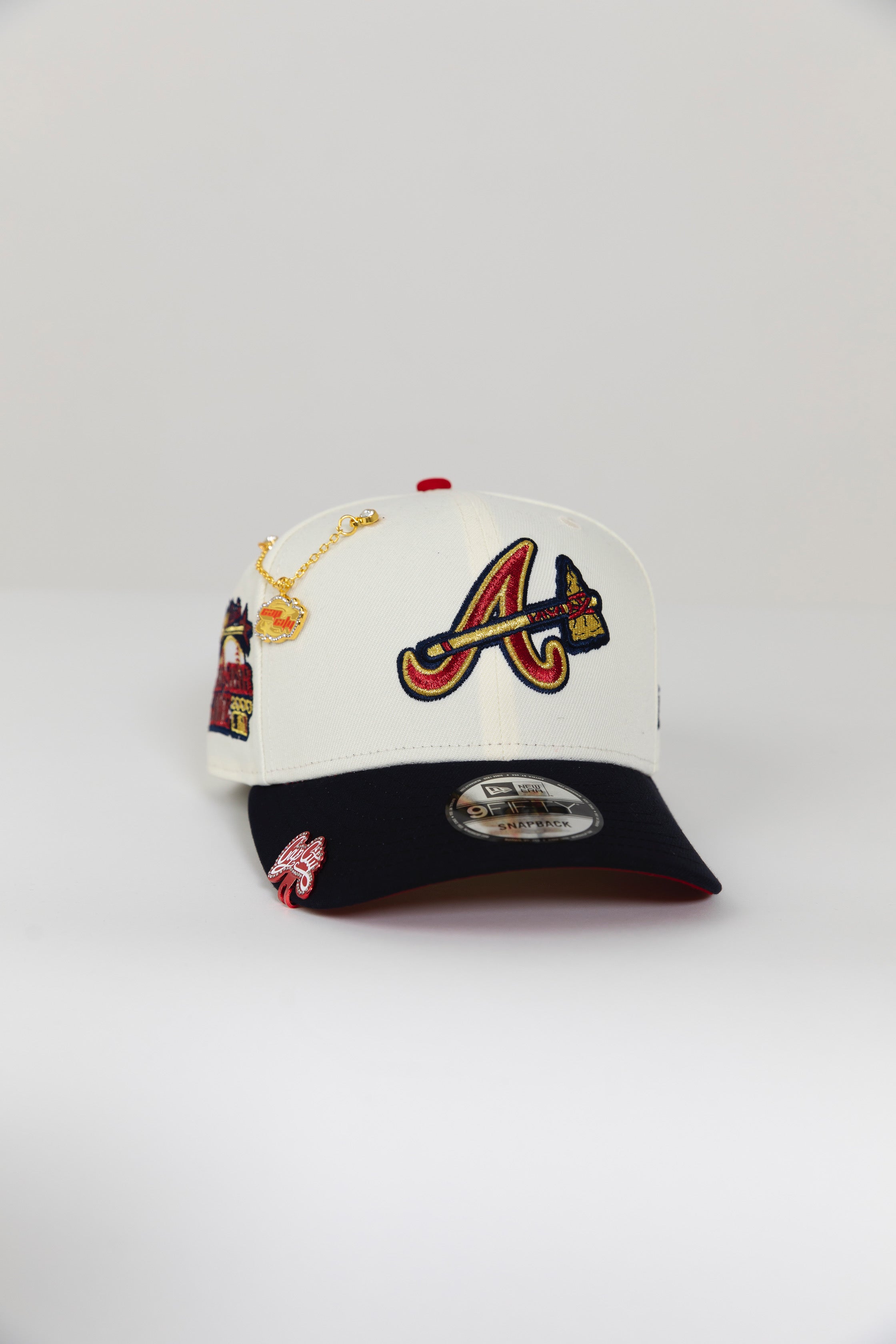 NEW ERA EXCLUSIVE 9FIFTY CHROME/ NAVY ATLANTA BRAVES SNAPBACK W/ 2000 ALL STAR GAME SIDE PATCH