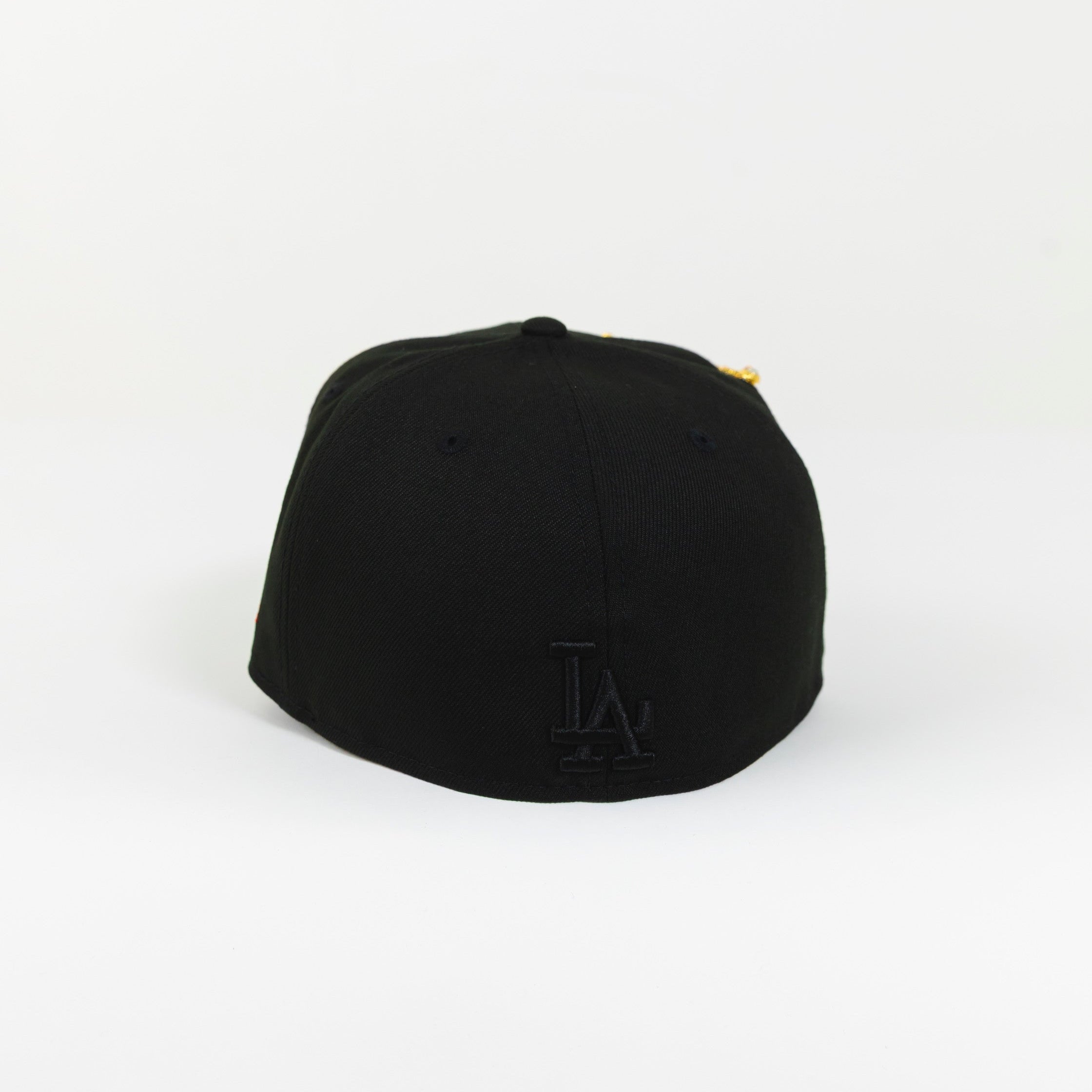 NEW ERA EXCLUSIVE 59FIFTY BLACKED OUT LOS ANGELES DODGERS W/ ROSES