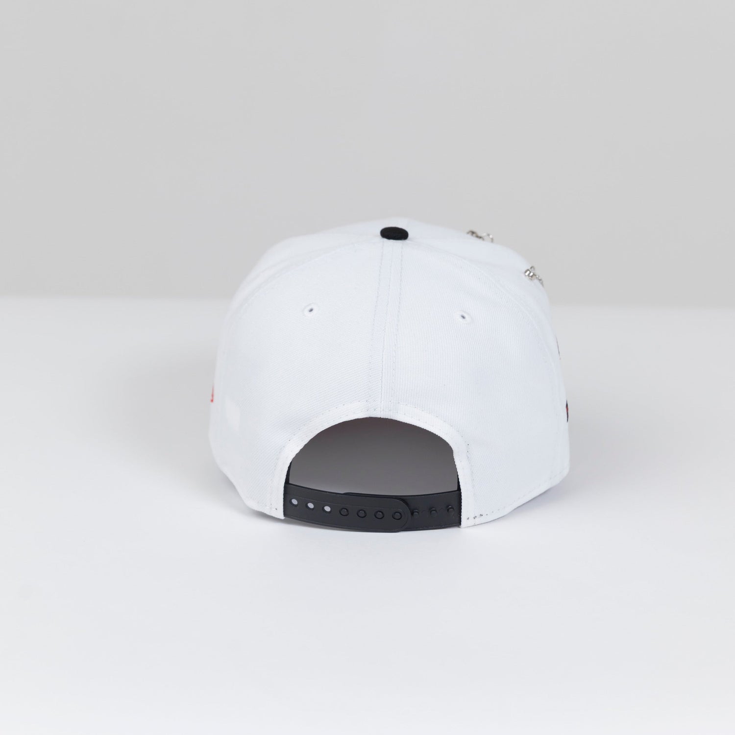 NEW ERA EXCLUSIVE 9FIFTY PEARL WHITE LOS ANGELES DODGERS SNAPBACK W/ 50TH ANNIVERSARY SIDE PATCH