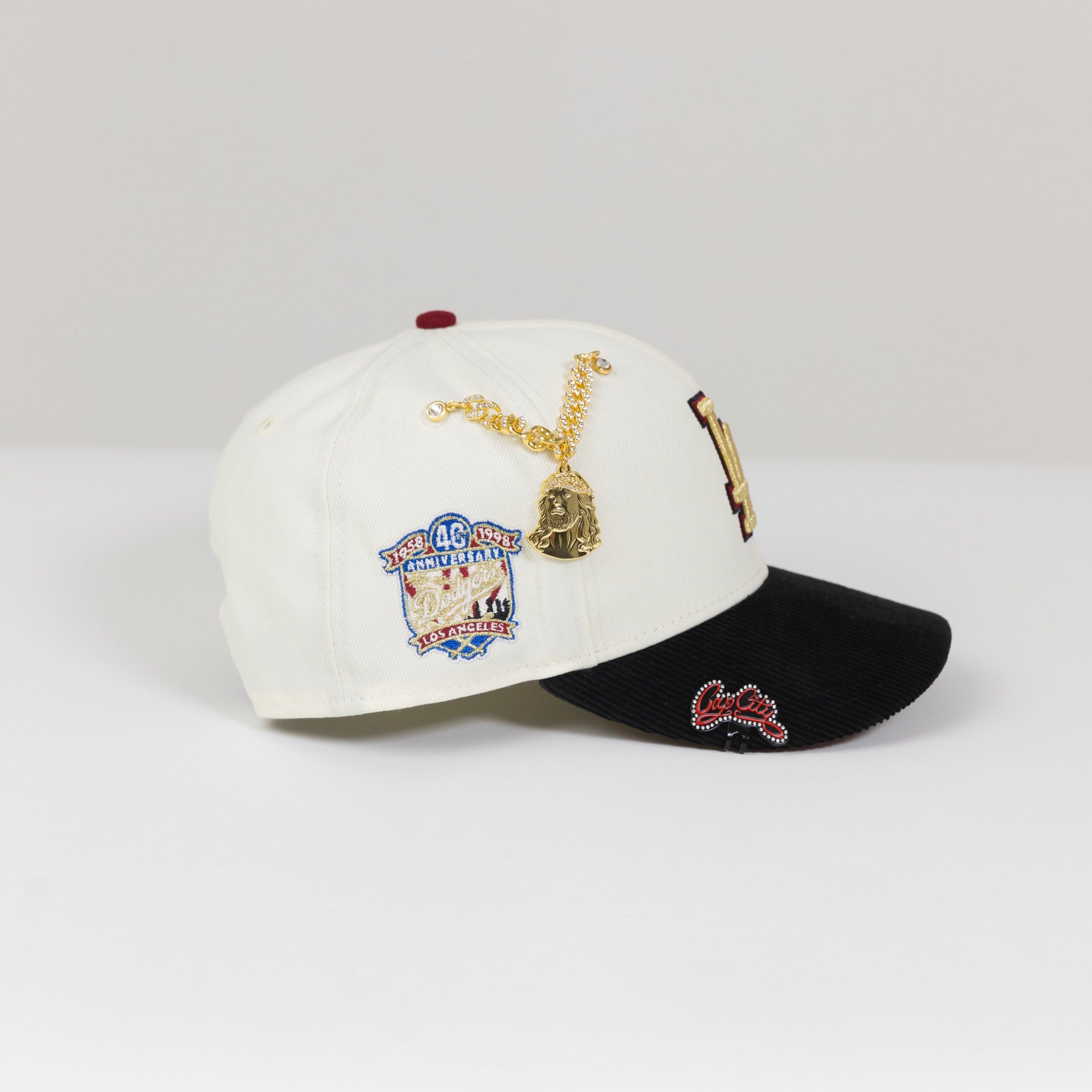 NEW ERA EXCLUSIVE 9FIFTY CHROME/ CORDUROY LOS ANGELES DODGERS SNAPBACK W/ 40TH ANNIVERSARY SIDE PATCH