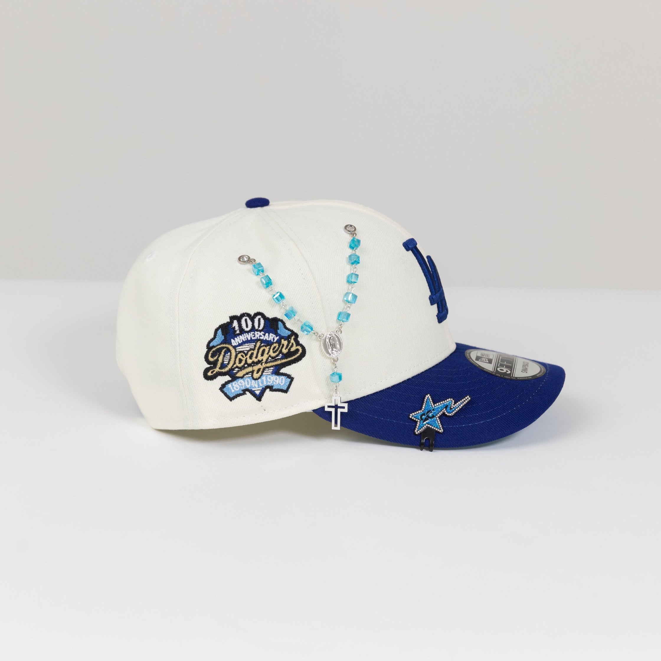SNAPBACK 9FIFTY CAQUI/AZUL EXCLUSIVO DE NEW ERA LOS ANGELES DODGERS CON PARCHE LATERAL DE LA 75.ª SERIE MUNDIAL 