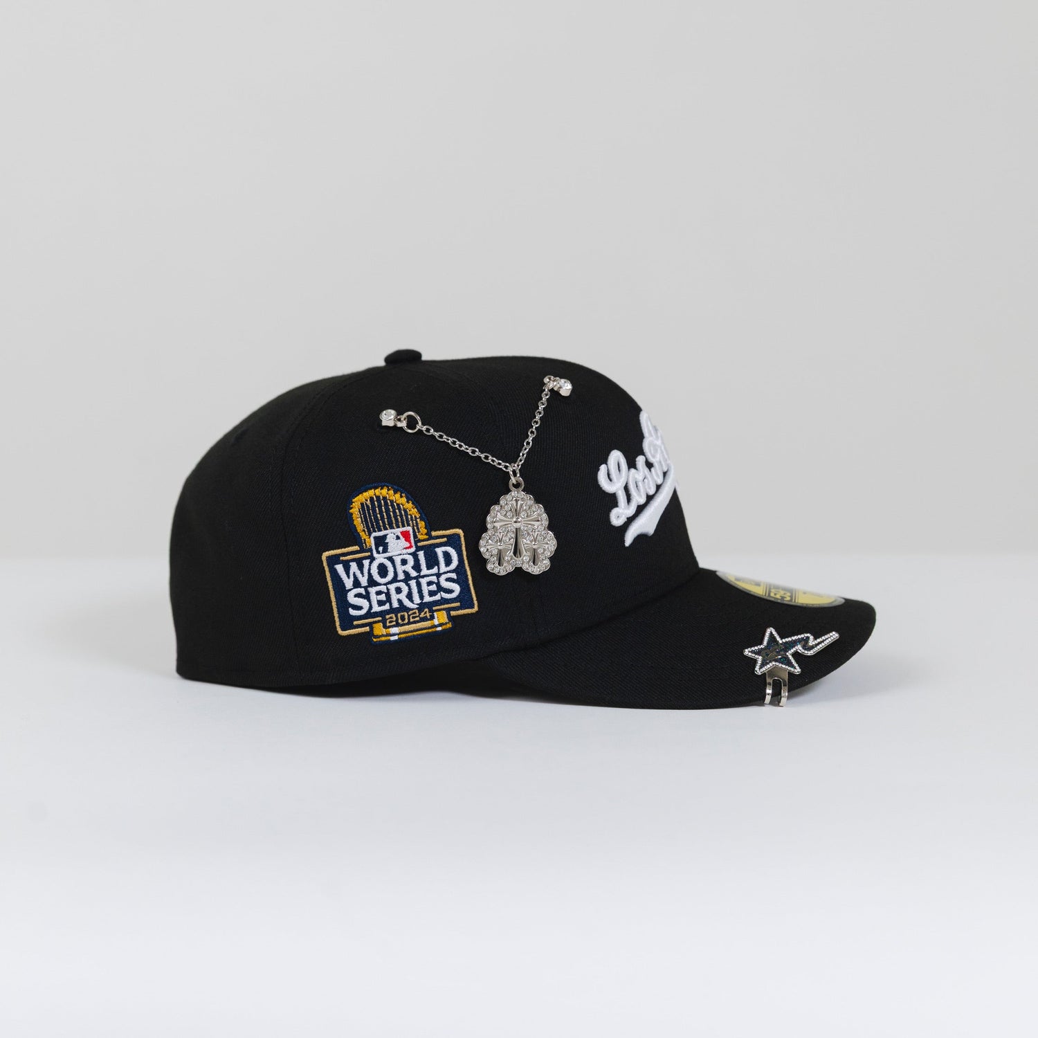 NEW ERA 59FIFTY BLACK LOS ANGELES DODGERS SCRIPT W/ 2024 WORLD SERIES SIDE PATCH