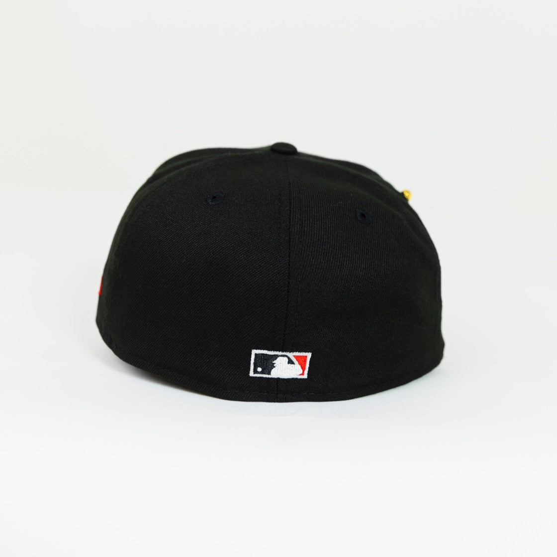 NEW ERA EXCLUSIVE 59FIFTY BLACK NEW YORK YANKEES W/ 1999 WORLD SERIES SIDE PATCH