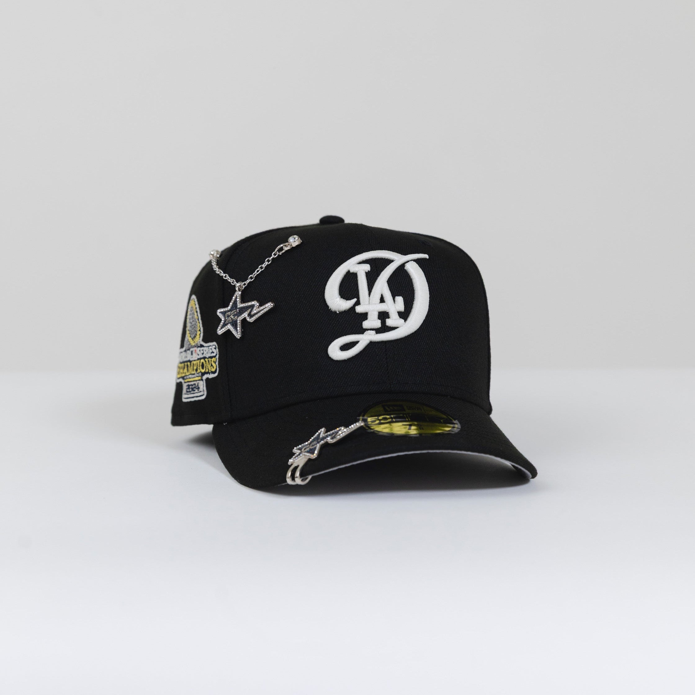 NEW ERA 59FIFTY BLACK LOS ANGELES DODGERS W/ "CITY CONNECT LOGO" + 2024 WORLD SERIES CHAMPIONS SIDE PATCH