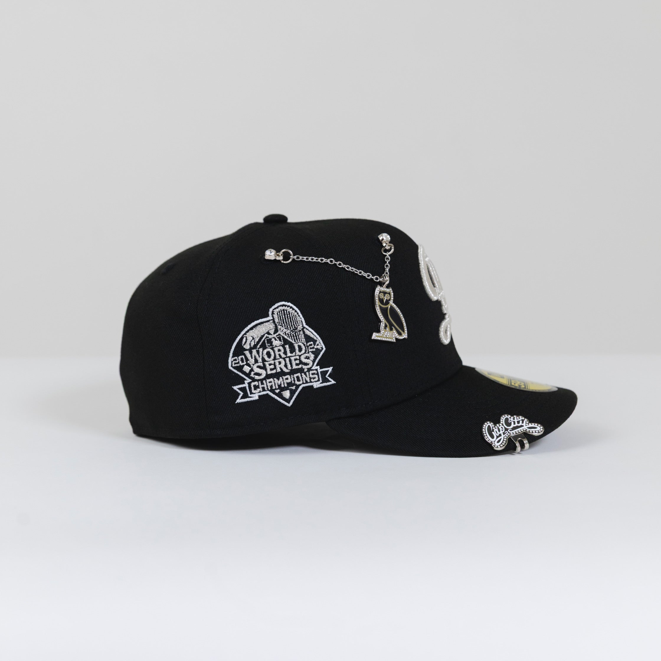 NEW ERA 59FIFTY BLACK LOS ANGELES DODGERS W/ "CITY CONNECT LOGO" + 2024 WORLD SERIES CHAMPIONS SIDE PATCH