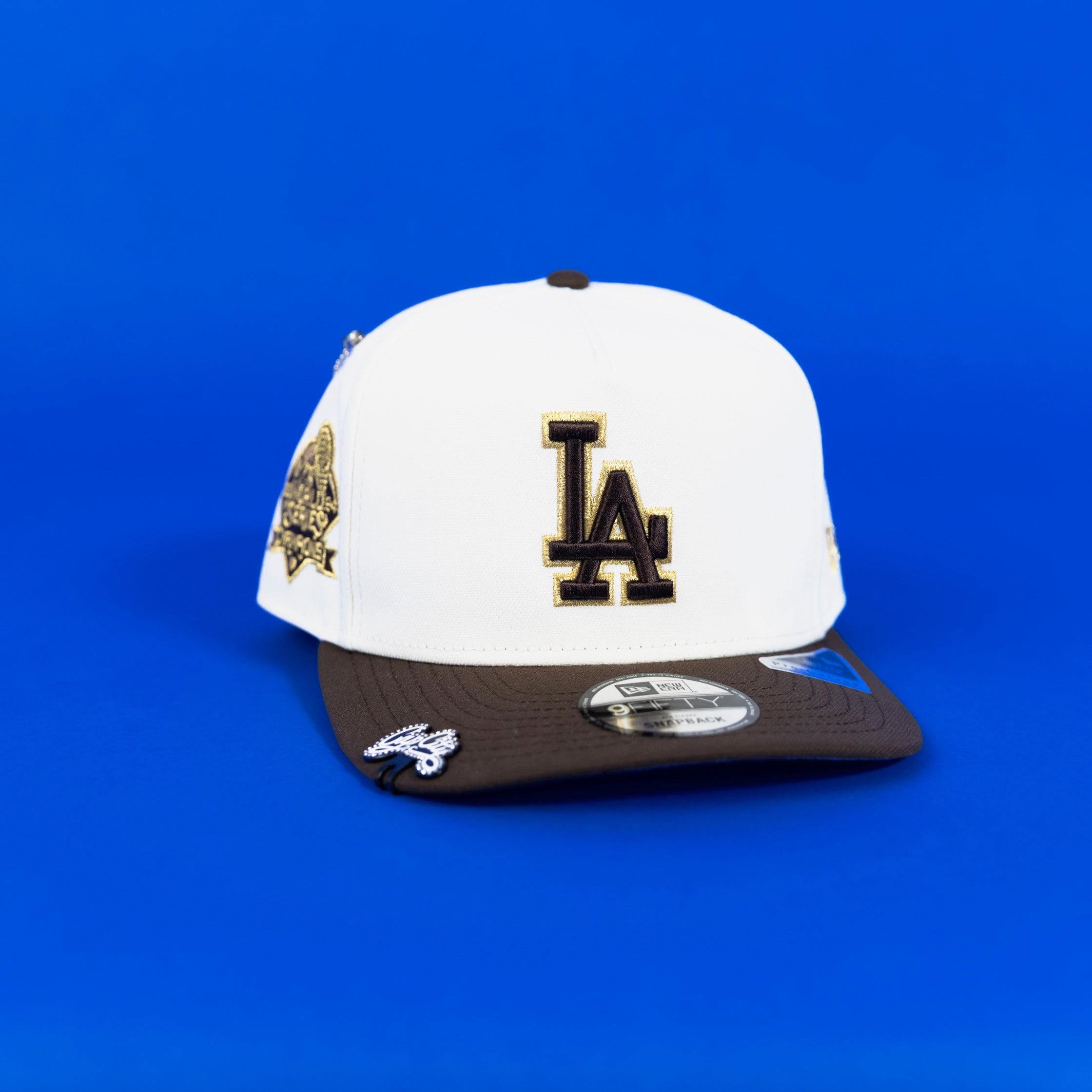 NEW ERA EXCLUSIVE 9FIFTY A-FRAME CHROME/ WALNUT LOS ANGELES DODGERS SNAPBACK W/ 2024 WORLD SERIES CHAMPIONS SIDE PATCH