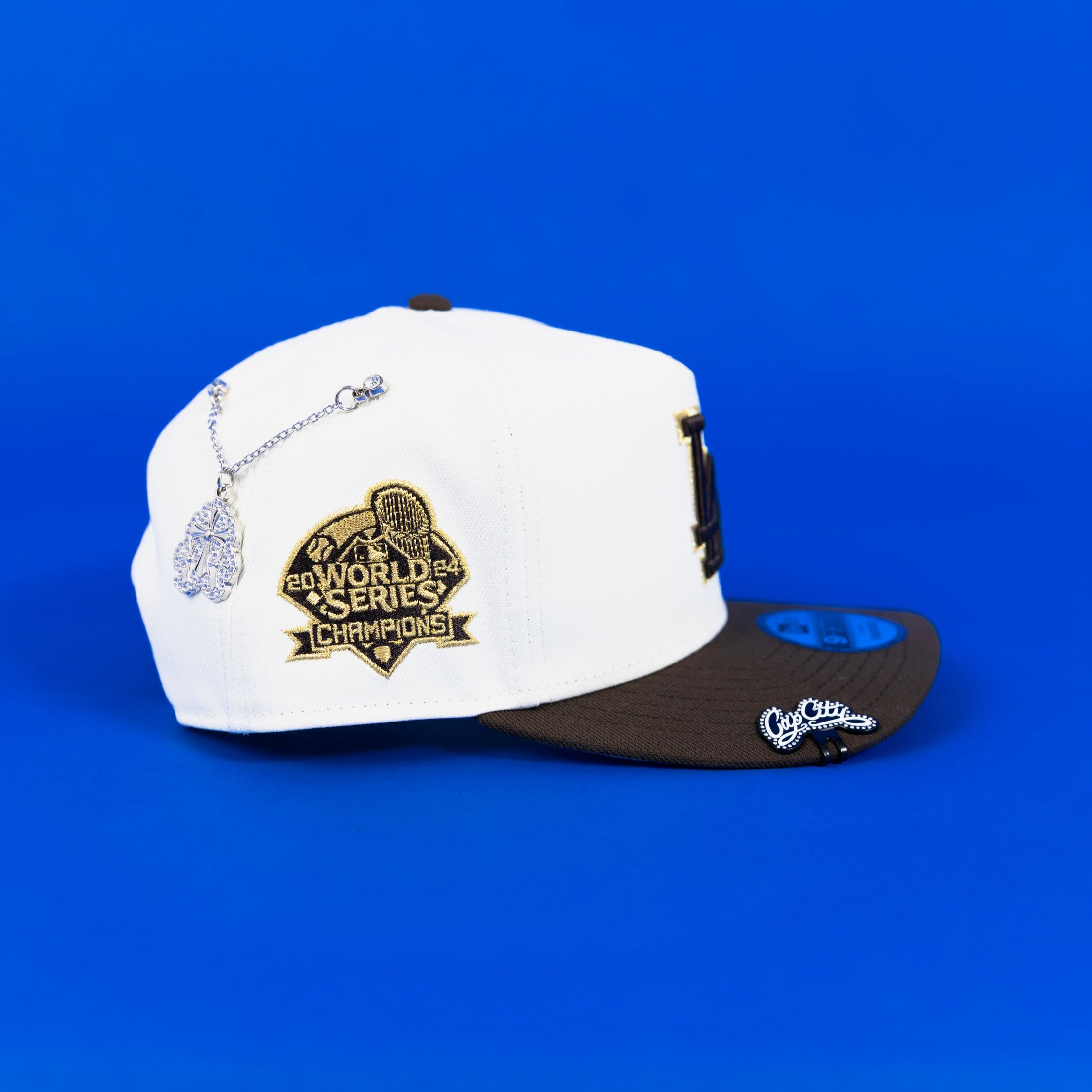 NEW ERA EXCLUSIVE 9FIFTY A-FRAME CHROME/ WALNUT LOS ANGELES DODGERS SNAPBACK W/ 2024 WORLD SERIES CHAMPIONS SIDE PATCH