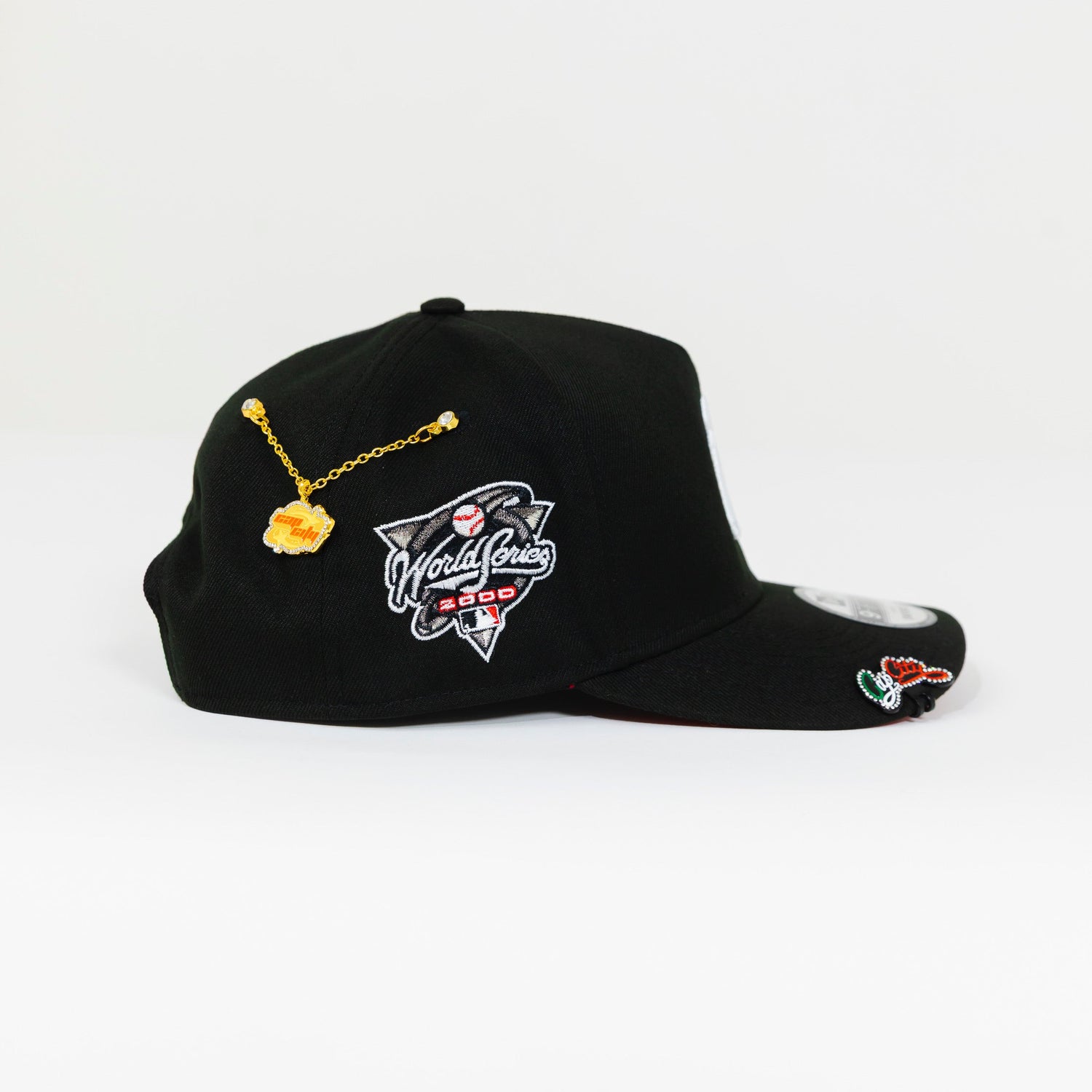 NEW ERA EXCLUSIVE 9FIFTY A-FRAME BLACK NEW YORK YANKEES SNAPBACK W/ 2000 WORLD SERIES SIDE PATCH