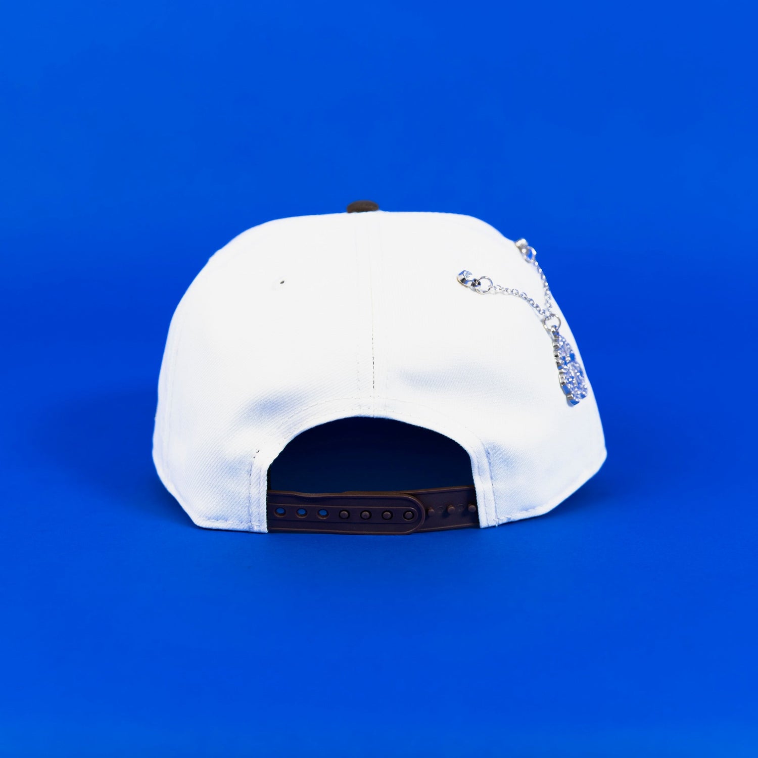 NEW ERA EXCLUSIVE 9FIFTY A-FRAME CHROME/ WALNUT LOS ANGELES DODGERS SNAPBACK W/ 2024 WORLD SERIES CHAMPIONS SIDE PATCH