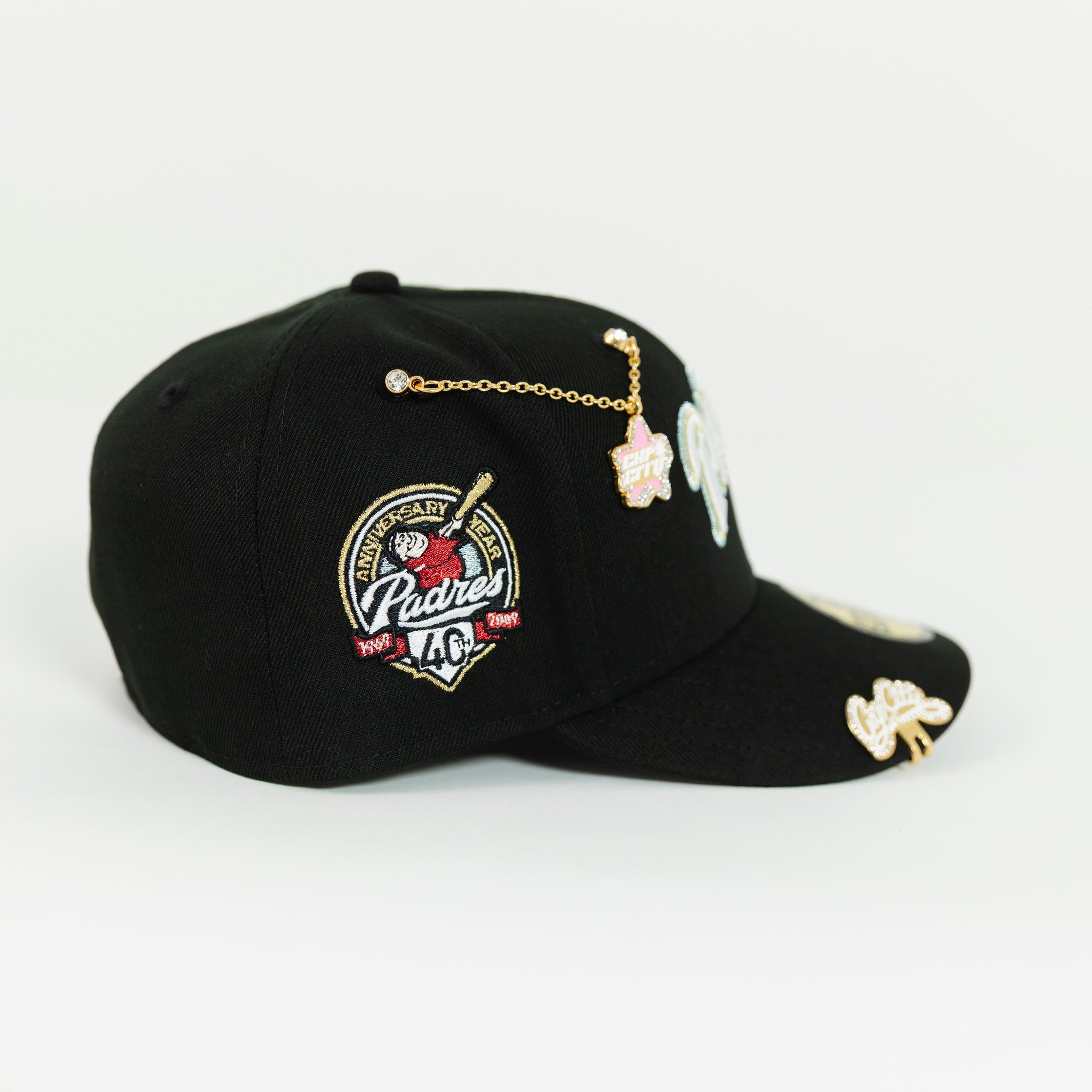 NEW ERA EXCLUSIVE 59FIFTY BLACK SAN DIEGO PADRES SCRIPT W/ 40TH ANNIVERSARY SIDE PATCH