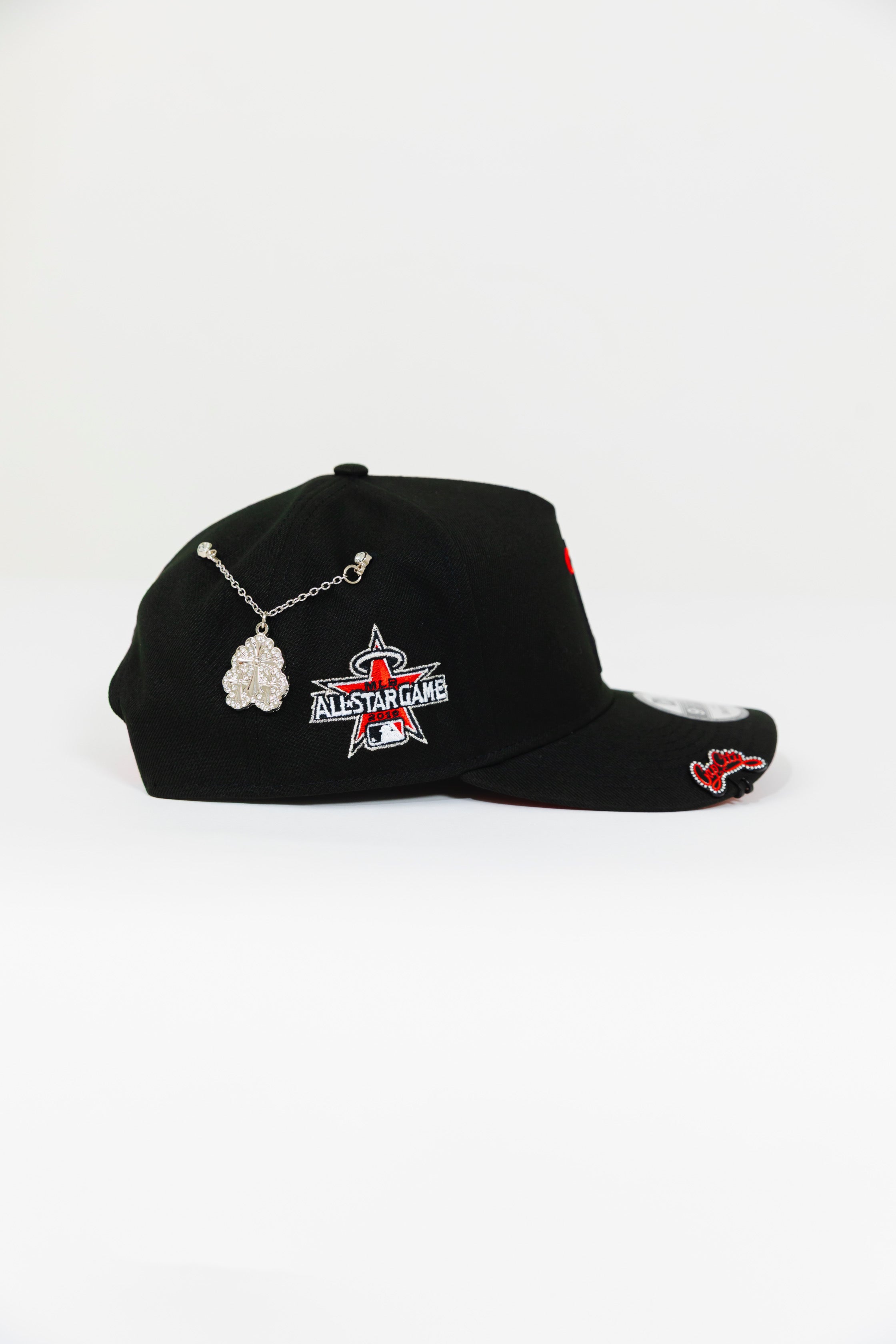 NEW ERA 9FIFTY A-FRAME BLACKED OUT ANAHEIM ANGELS SNAPBACK W/ 2010 ALL STAR GAME SIDE PATCH