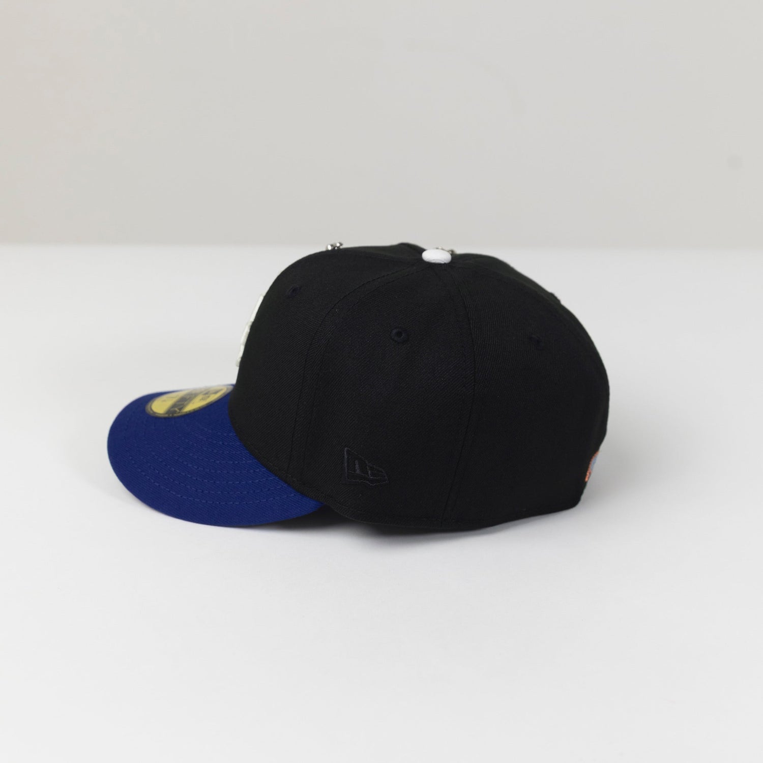 NEW ERA 59FIFTY BLACK/ BLUE LOS ANGELES DODGERS W/ 60TH ANNIVERSARY SIDE PATCH