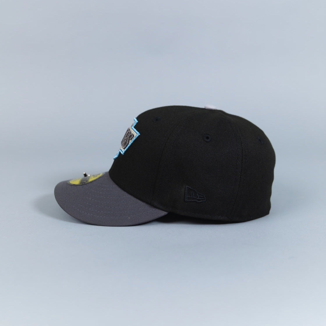 NEW ERA 59FIFTY BLACK/ GREY LOS ANGELES KINGS W/ 40TH ANNIVERSARY SIDE PATCH