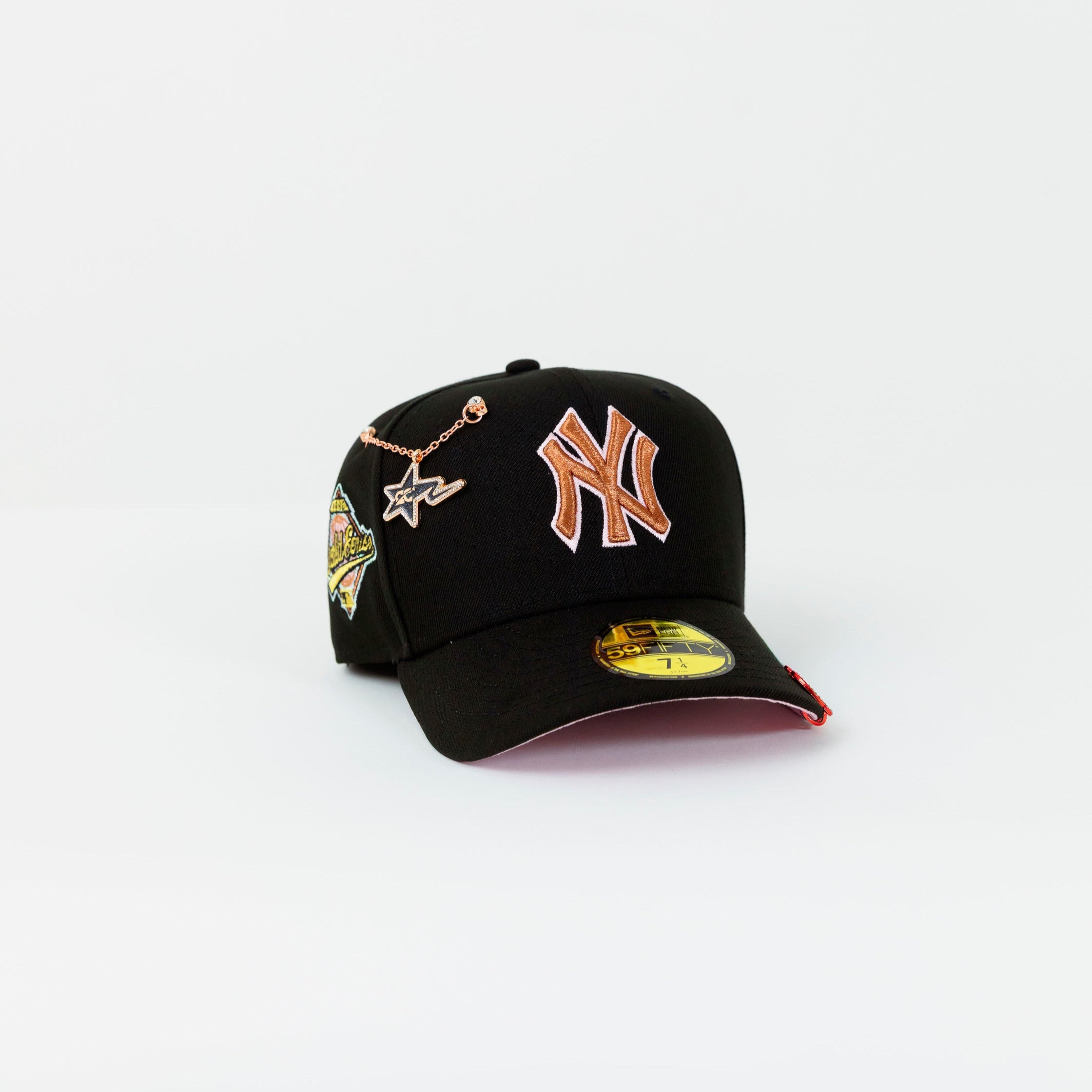 NEW ERA EXCLUSIVE 59FIFTY BLACK NEW YORK YANKEES W/ 2001 WORLD SERIES SIDE PATCH