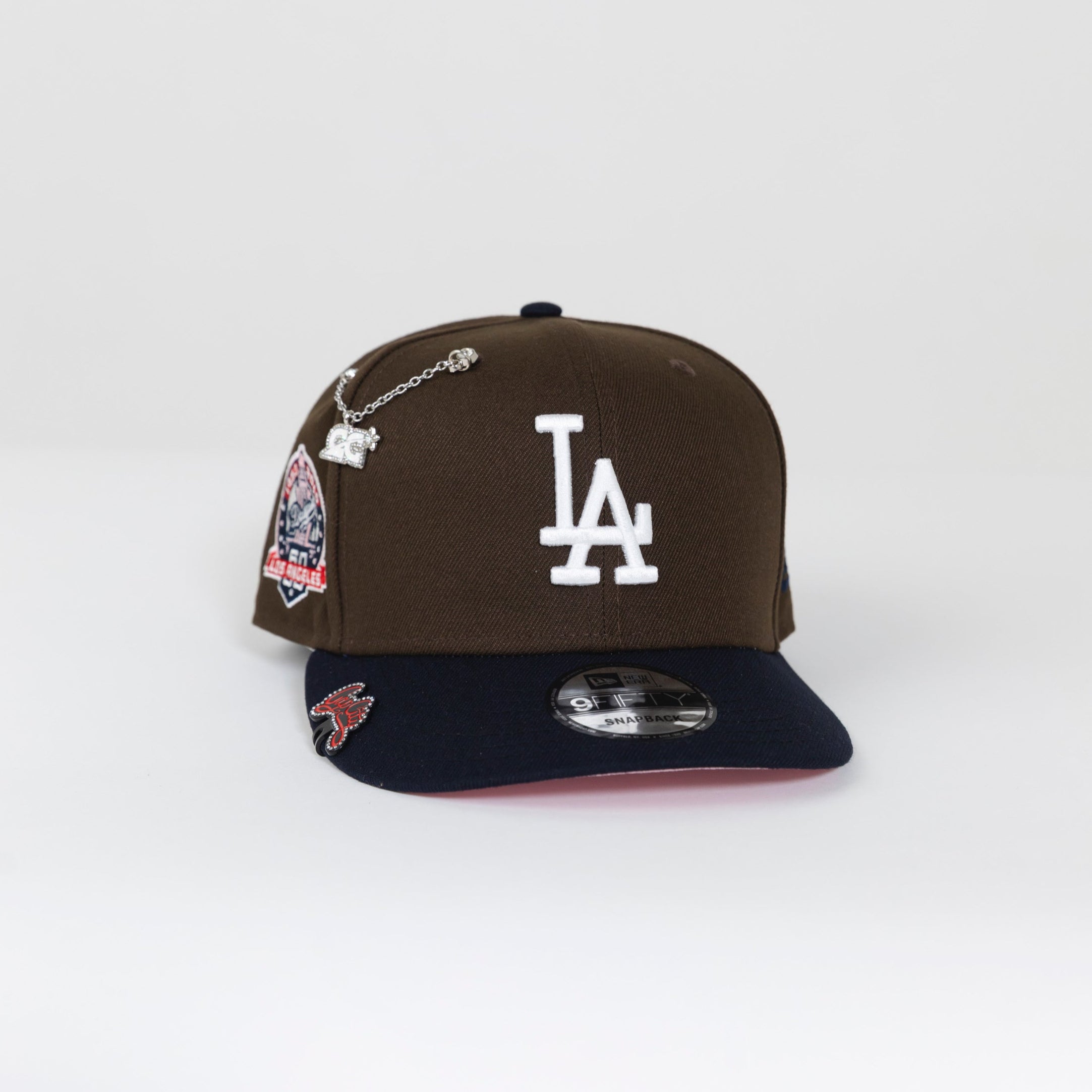 SNAPBACK DE LOS ANGELES DODGERS EXCLUSIVO DE NEW ERA 9FIFTY NAVY/WALNUT CON PARCHE DE LA 75ª SERIE MUNDIAL 