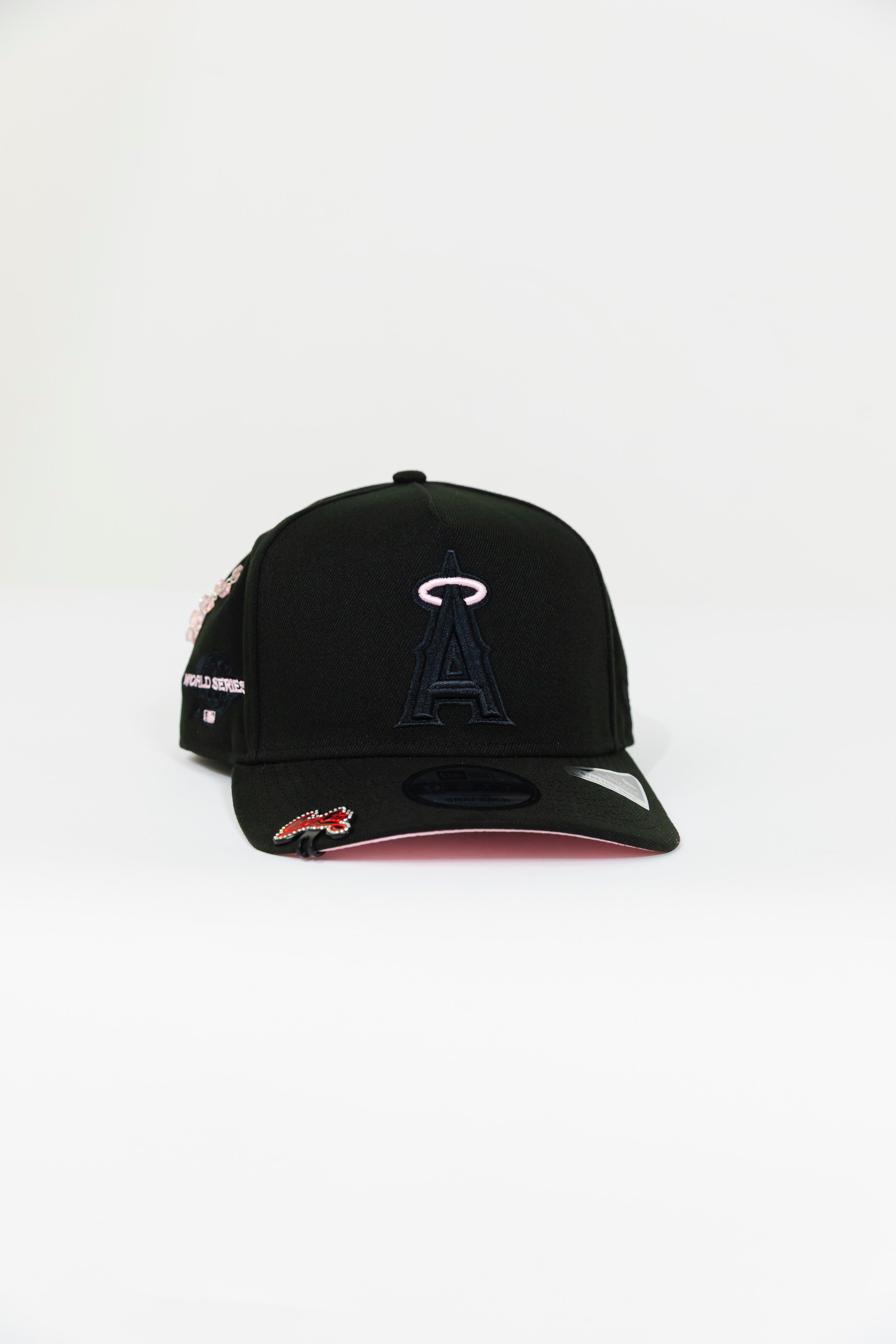 NEW ERA 9FIFTY A-FRAME BLACKED OUT ANAHEIM ANGELS SNAPBACK W/ 2002 WORLD SERIES SIDE PATCH