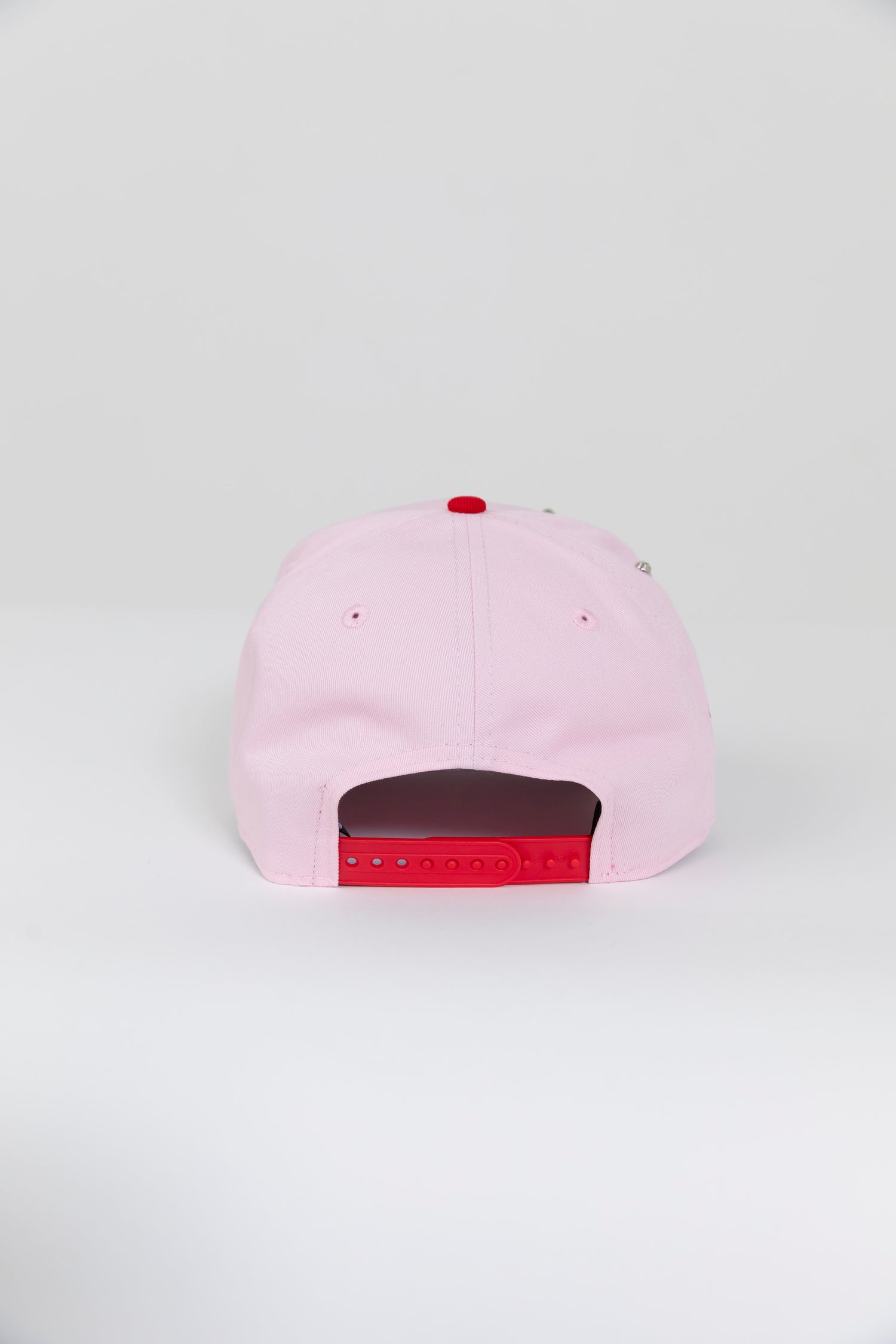 NEW ERA EXCLUSIVE 9FIFTY SOFT PINK/ RED NEW YORK YANKEES SNAPBACK W/ RED HEART + 1996 WORLD SERIES SIDE PATCH