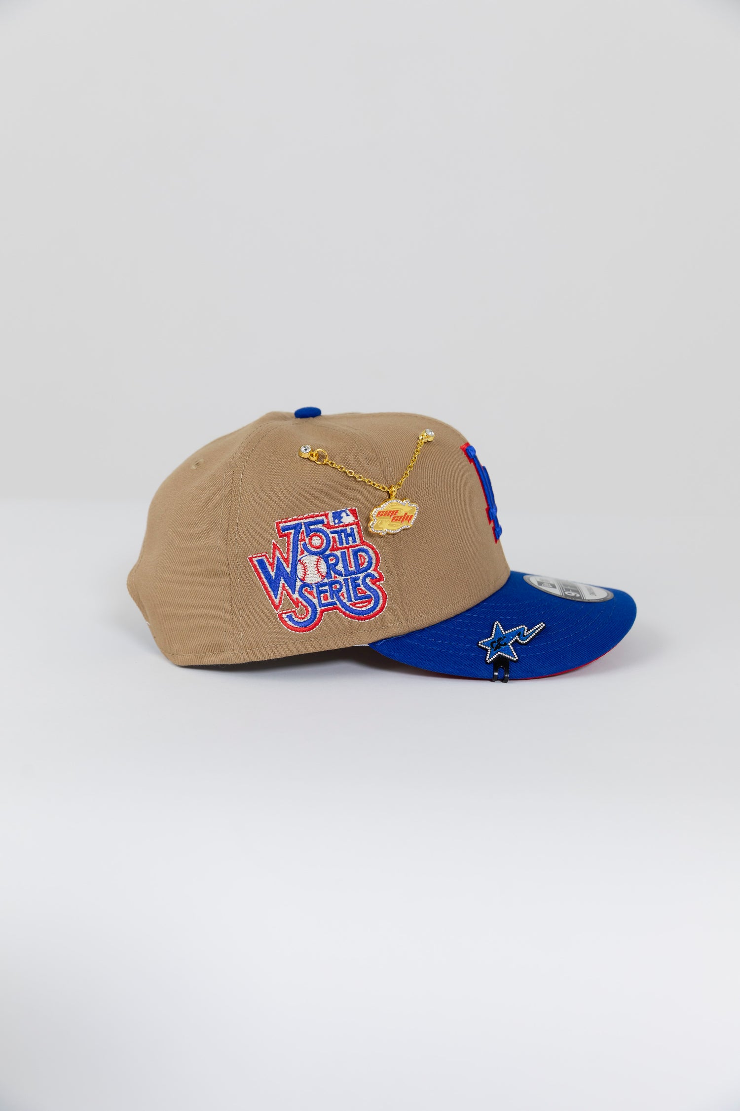 NEW ERA EXCLUSIVE 9FIFTY KHAKI/ BLUE LOS ANGELES DODGERS SNAPBACK W/ 75TH WORLD SERIES SIDE PATCH
