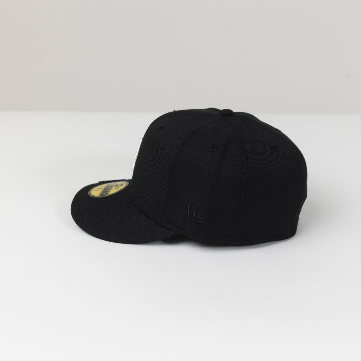 NEW ERA 59FIFTY BLACK LOS ANGELES DODGERS W/ "1984 OLYMPIC BASEBALL' SIDE PATCH