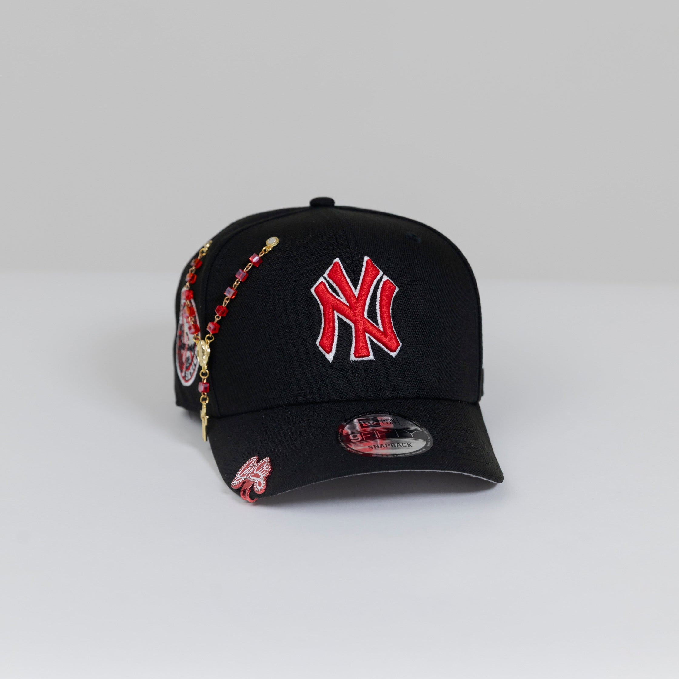 NEW ERA EXCLUSIVE 9FIFTY BLACK NEW YORK YANKEES SNAPBACK W/ 1949 WORLD SERIES SIDE PATCH