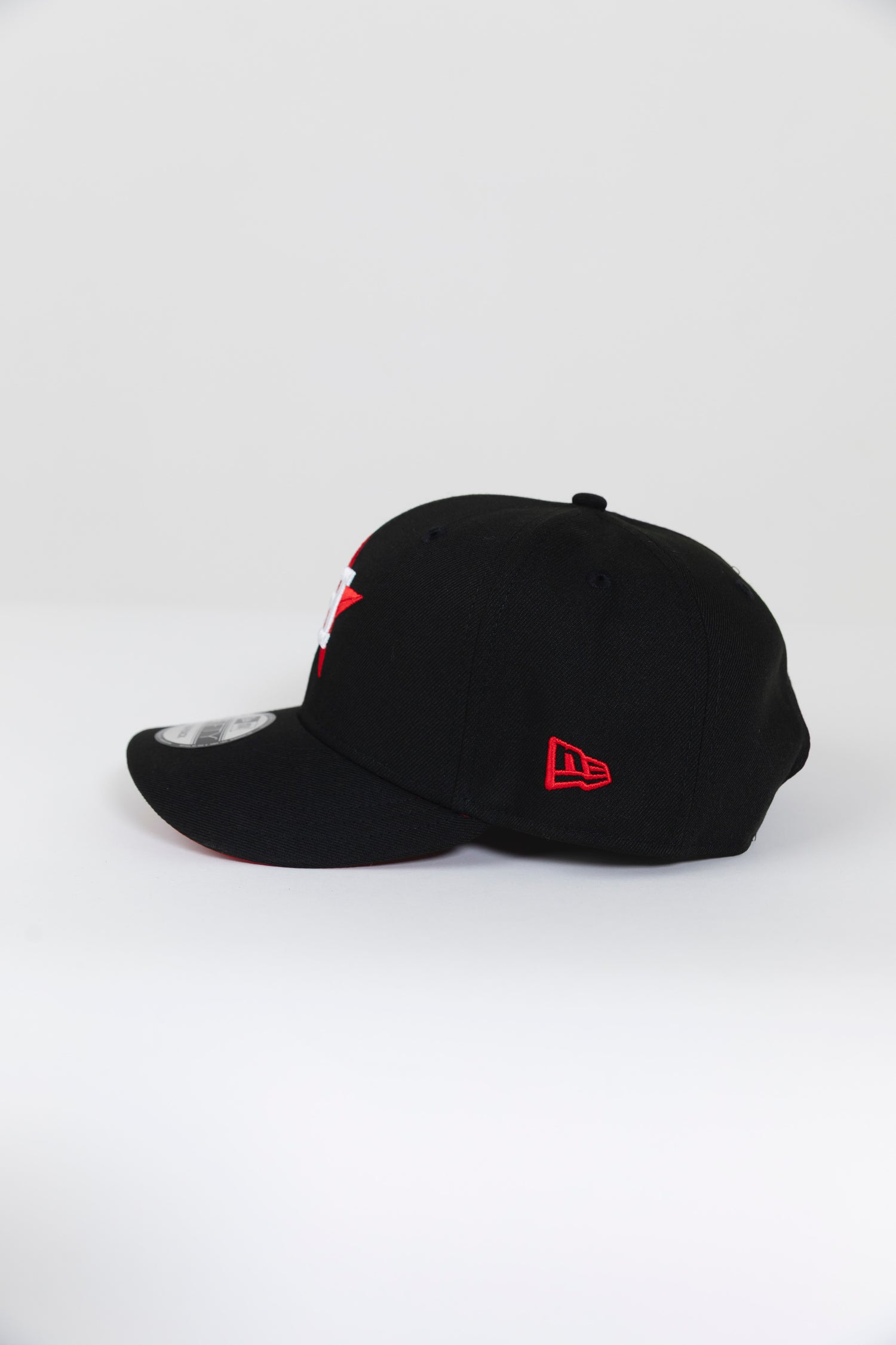 NEW ERA EXCLUSIVE 9FIFTY BLACK HOUSTON ASTROS SNAPBACK W/ 2000 INAUGURAL SEASON SIDE PATCH