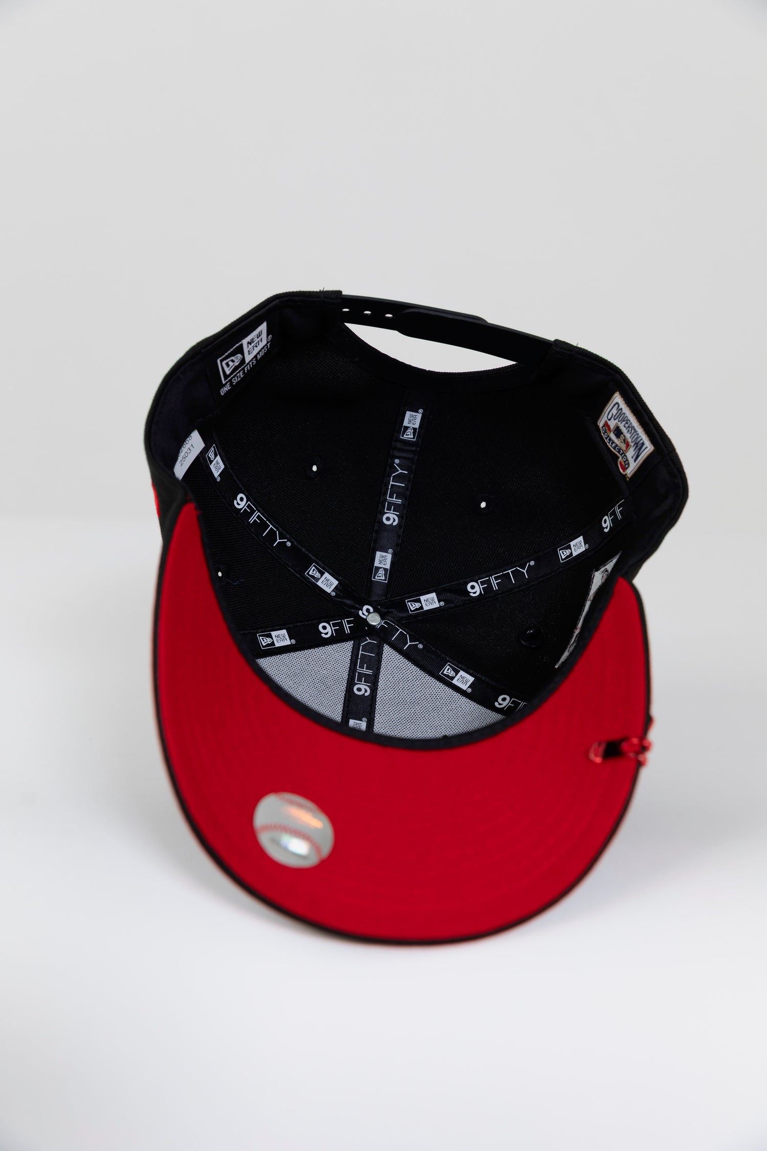 NEW ERA EXCLUSIVE 9FIFTY BLACK HOUSTON ASTROS SNAPBACK W/ 2000 INAUGURAL SEASON SIDE PATCH