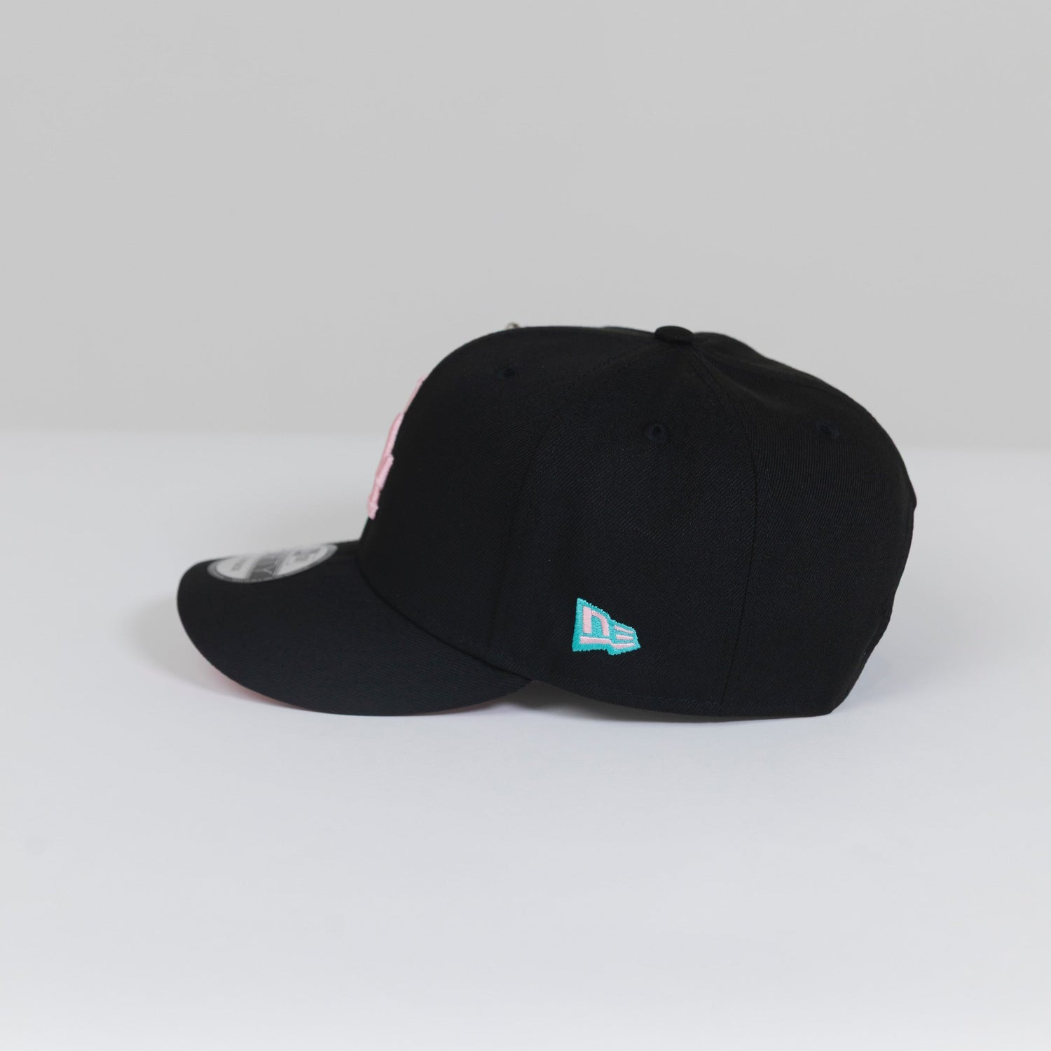 NEW ERA EXCLUSIVE 9FIFTY BLACK LOS ANGELES DODGERS SNAPBACK W/ 100TH ANNIVERSARY SIDE PATCH