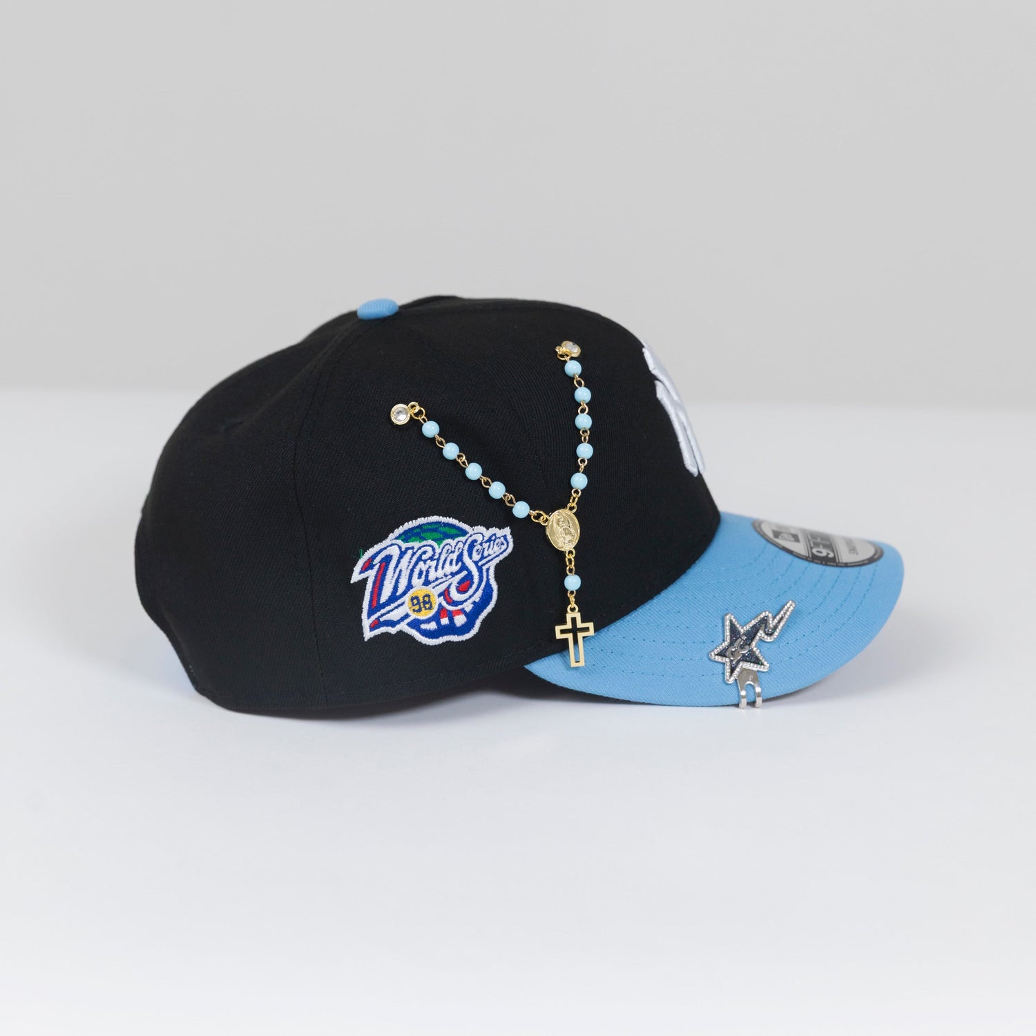 NEW ERA EXCLUSIVE 9FIFTY BLACK/ ICY BLUE NEW YORK YANKEES SNAPBACK W/ 1996 WORLD SERIES SIDE PATCH
