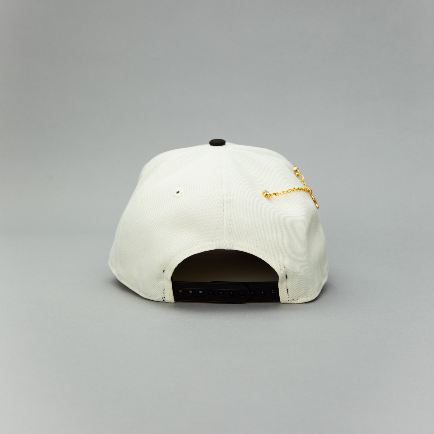 NEW ERA EXCLUSIVE 9FIFTY A-FRAME CHROME/ BLACK HOUSTON ASTROS W/ RED ROSE + 35 GREAT YEARS SIDE PATCHH