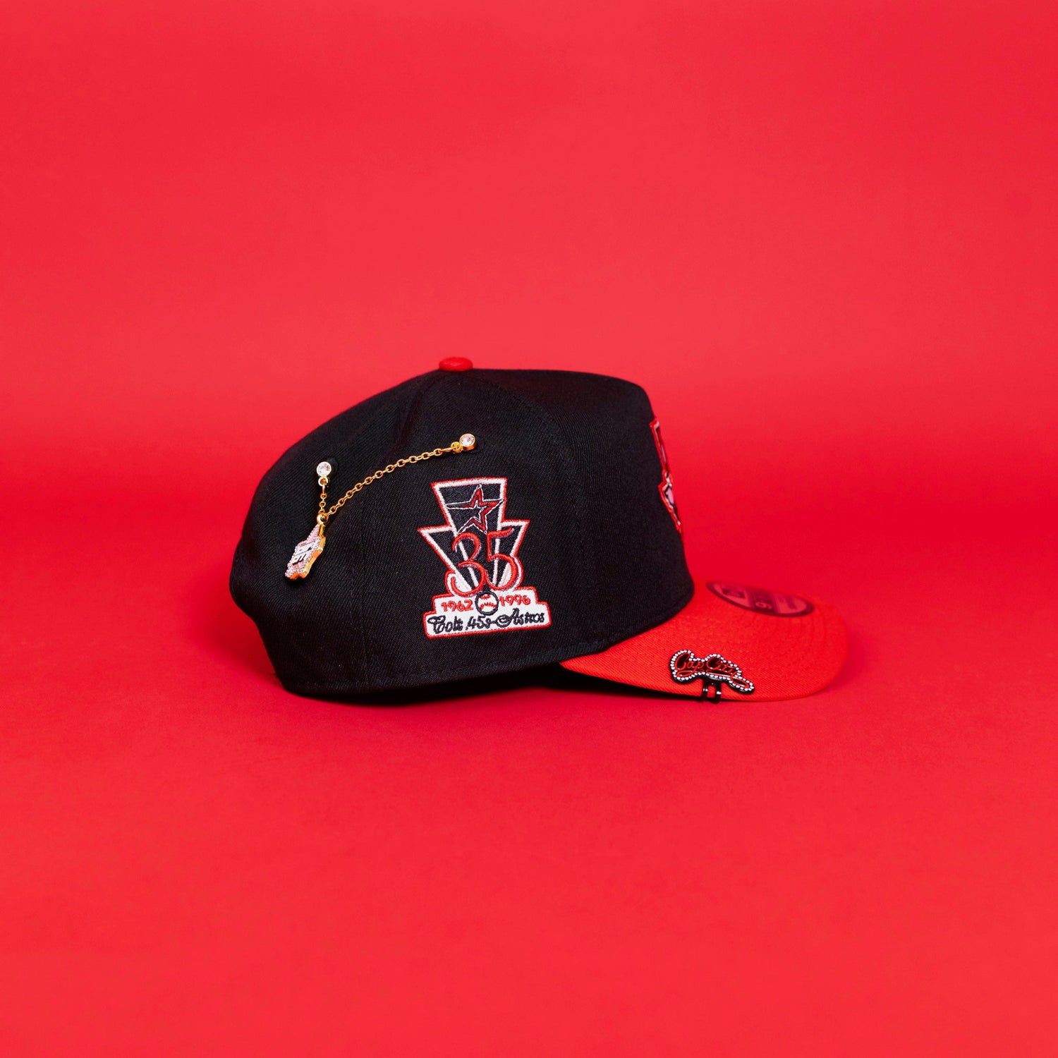 NEW ERA EXCLUSIVE 9FIFTY A-FRAME BLACK/ RED HOUSTON ASTROS SNAPBACK W/ 35TH ANNIVERSARYSIDE PATCH