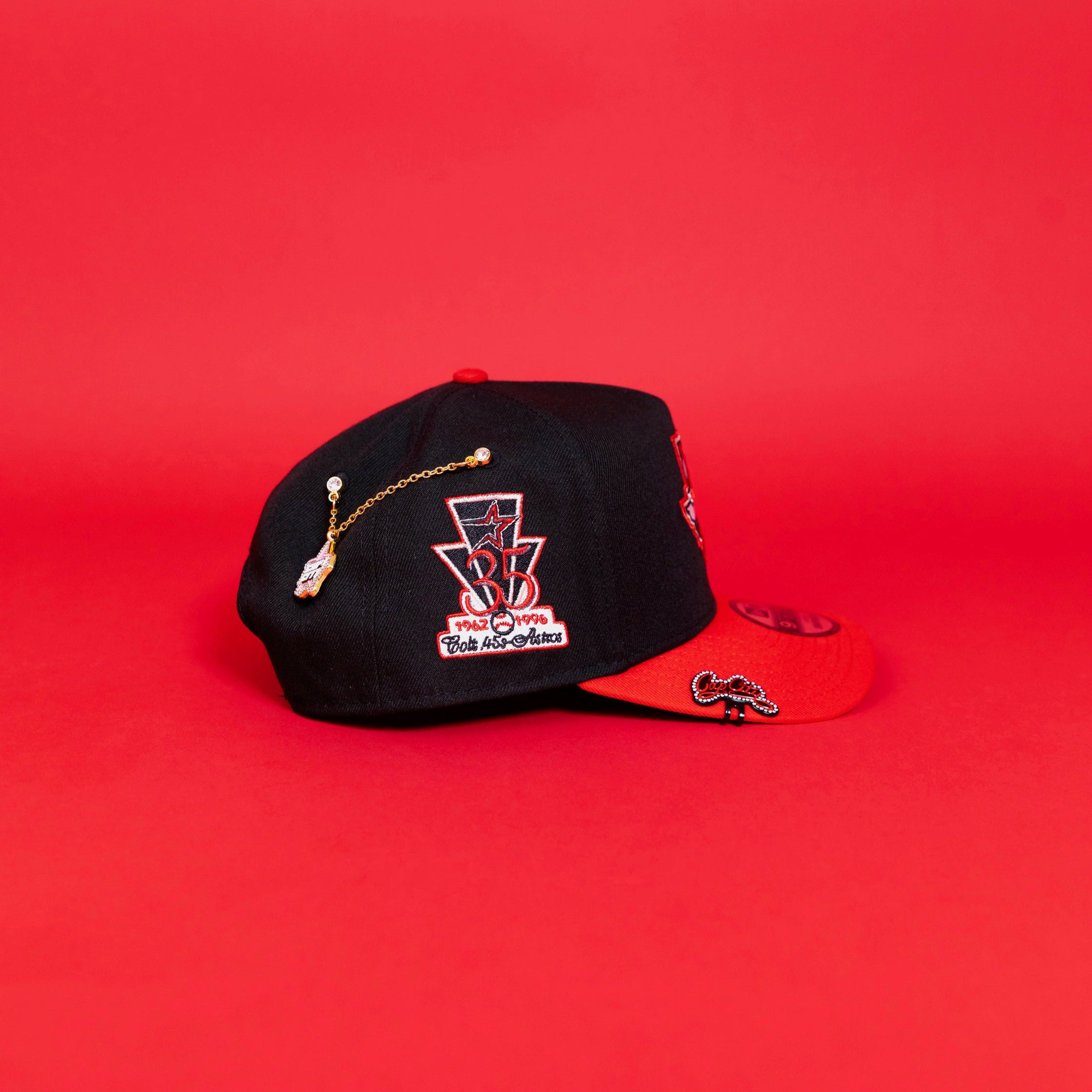 NEW ERA EXCLUSIVE 9FIFTY A-FRAME BLACK/ RED HOUSTON ASTROS SNAPBACK W/ 35TH ANNIVERSARYSIDE PATCH