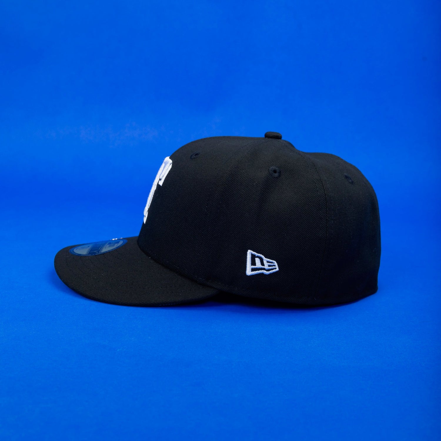 NEW ERA EXCLUSIVE 59FIFTY BLACK TEXAS RANGERS W/ FINAL SEASON SIDE PATCH