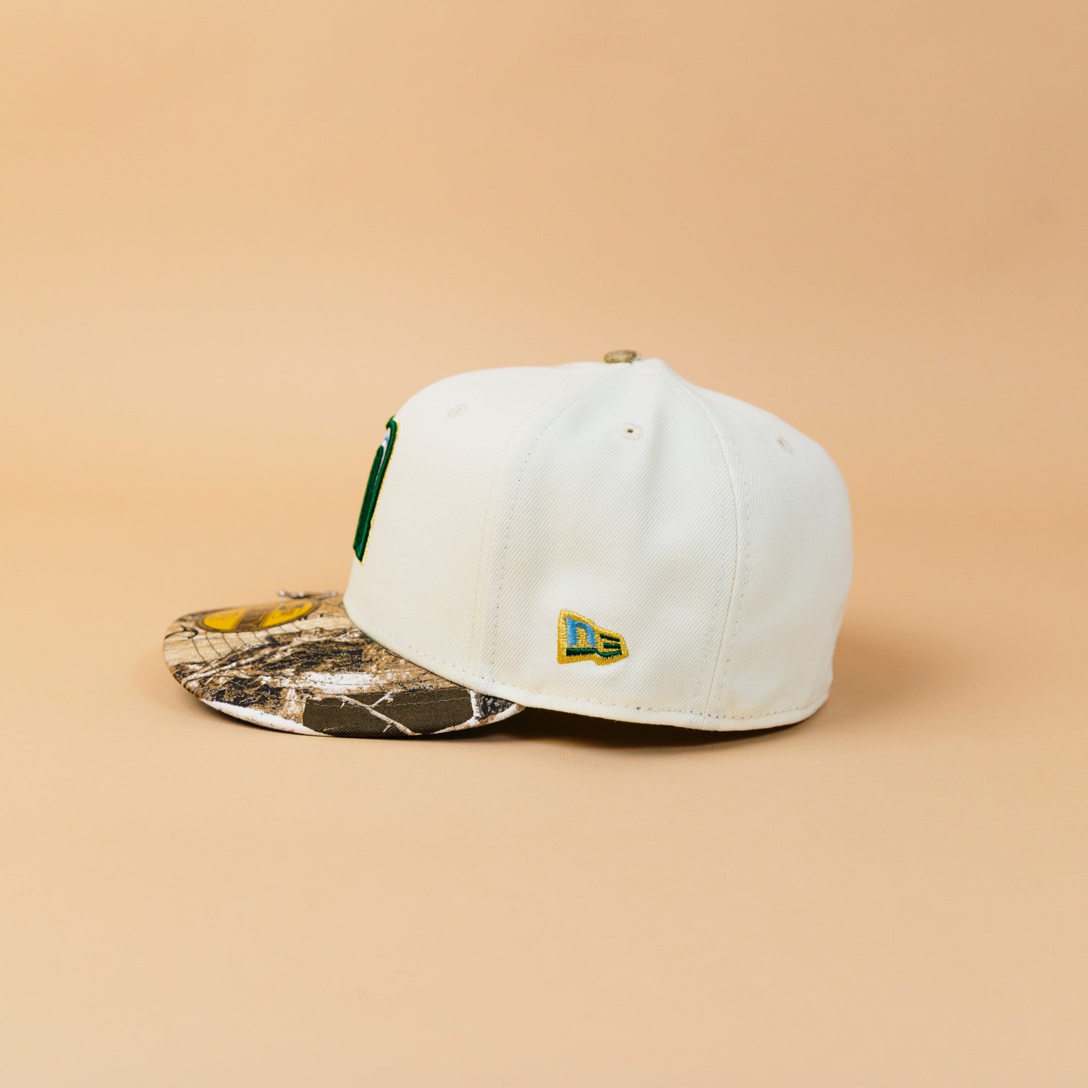 NEW ERA EXCLUSIVE 59FIFTY CHROME/ REALTREE MEXICO W/ MEXICO FLAG SIDE PATCH