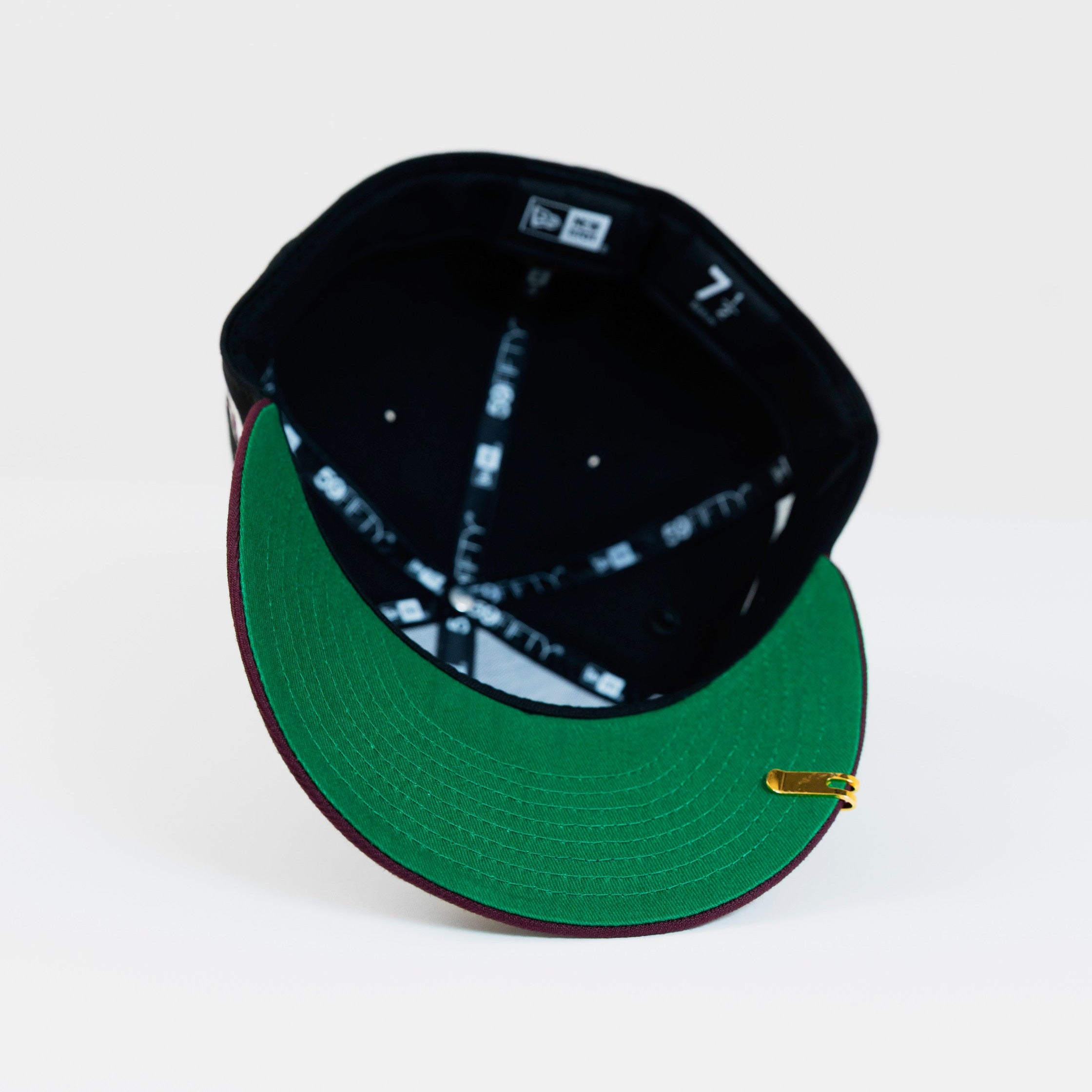NEW ERA EXCLUSIVE 59FIFTY BLACK/ BURGUNDY MEXICO 2025 WORLD BASEBALL CLASSIC W/ MEXICO FALG SIDE PATCH