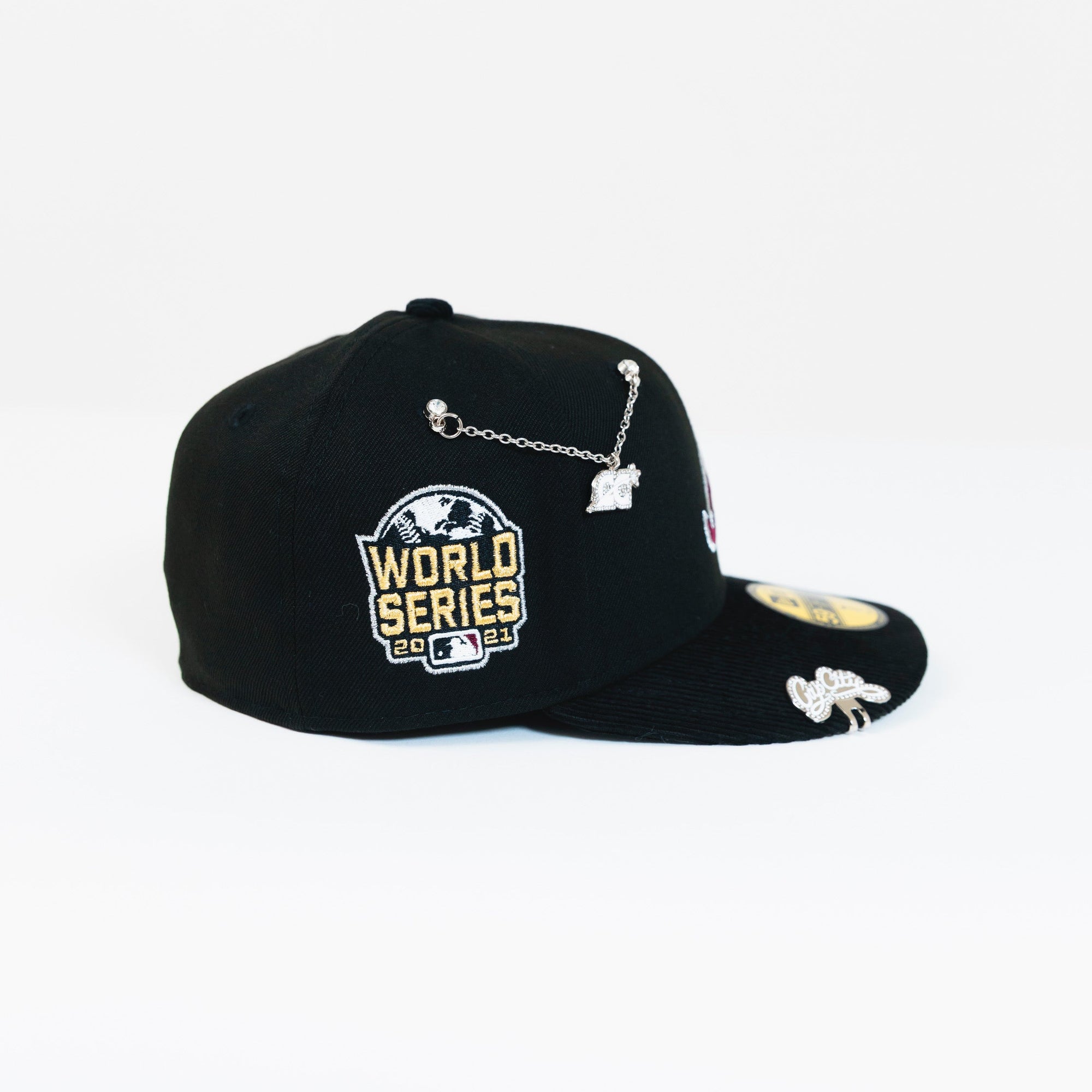 NEW ERA 59FIFTY BLACK/ CORDUROY ATLANTA BRAVES W/ 2021 WORLD SERIES SIDE PATCH