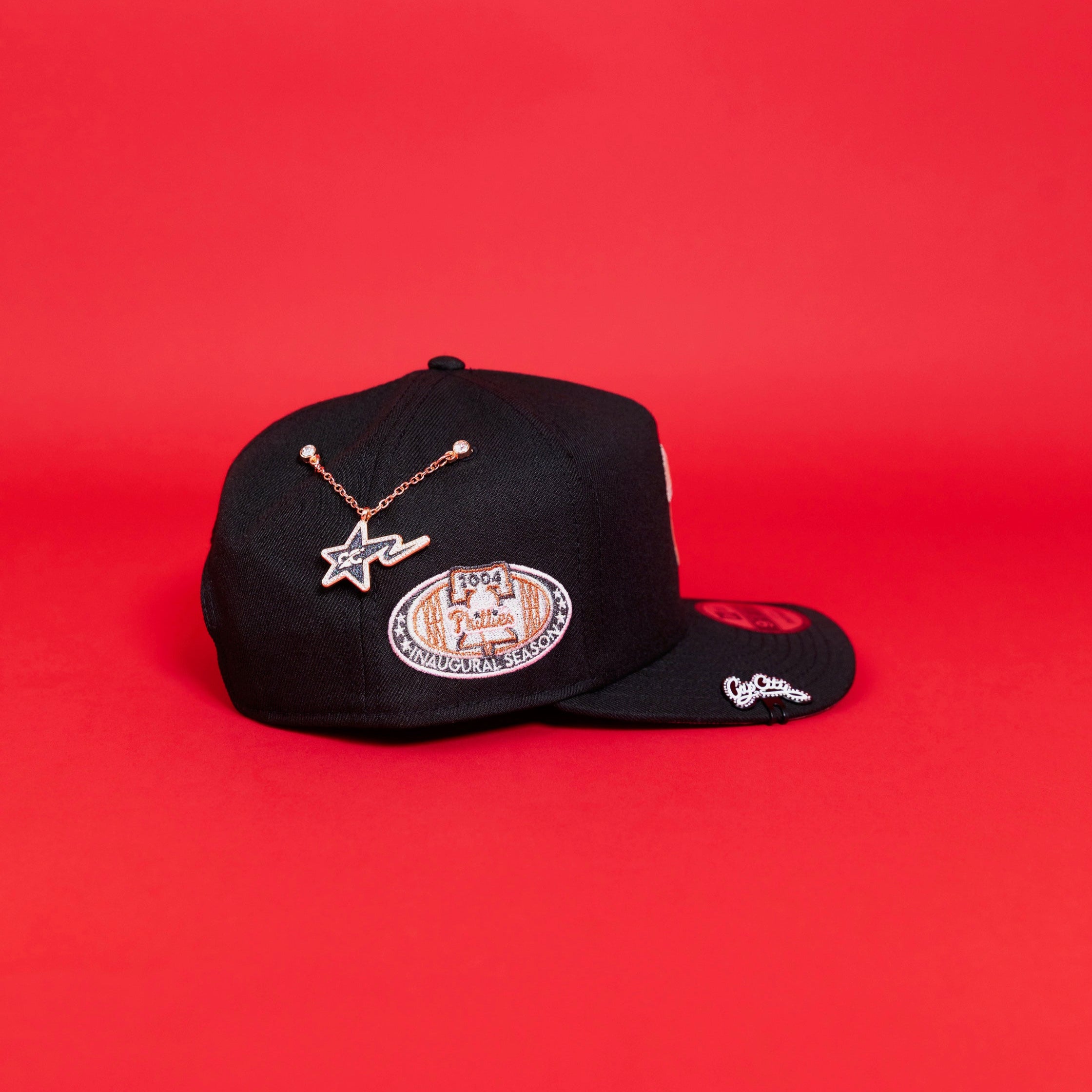 NEW ERA EXCLUSIVE 9FIFTY A-FRAME BLACK PHILADELPHIA PHILLIES SNAPBACK W/ 04 INAUGRAL SEASON SIDE PATCH