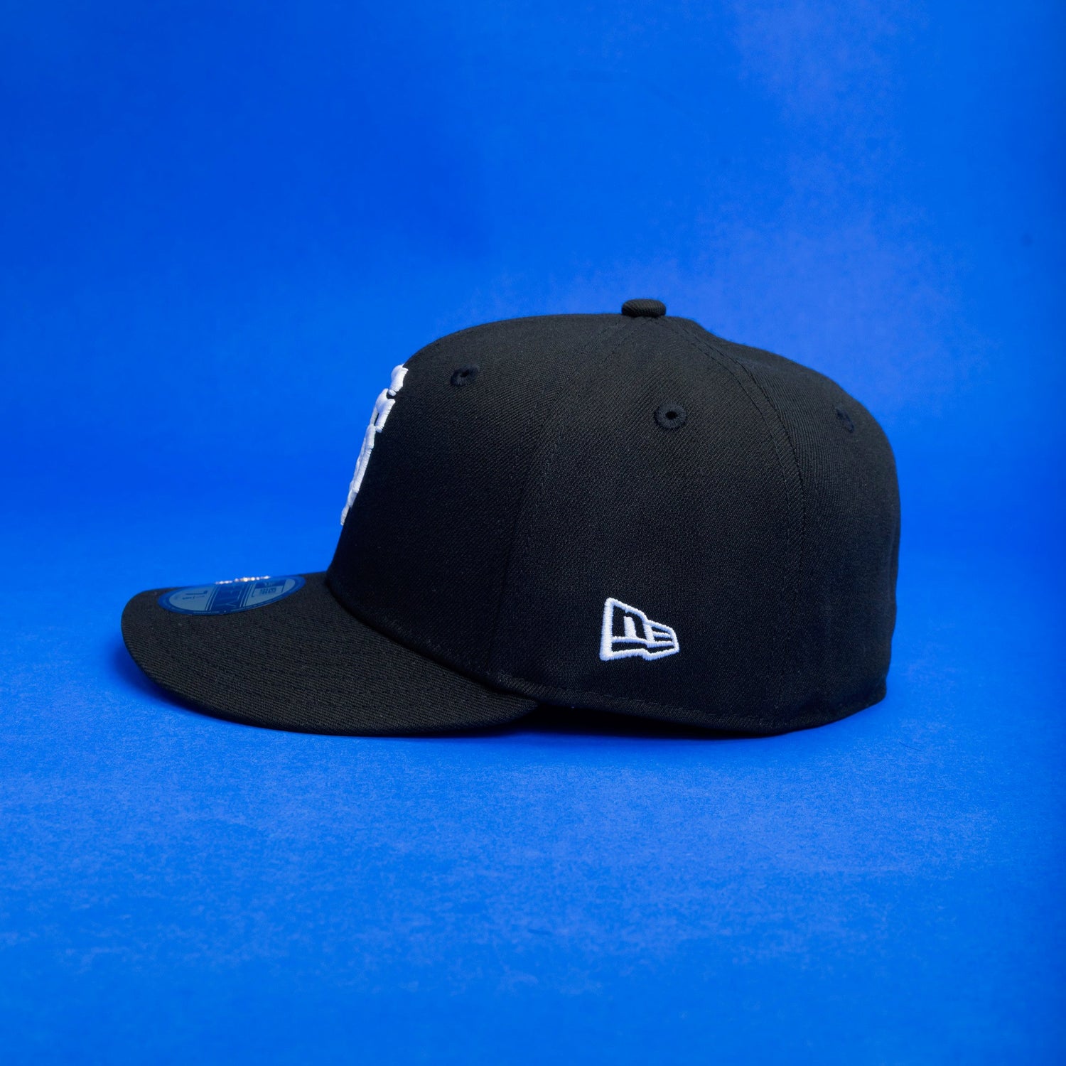 NEW ERA EXCLUSIVE 59FIFTY BLACK SAN FRANCISCO GIANTS W/ "BATTLE OF THE BAY" SIDE PATCH