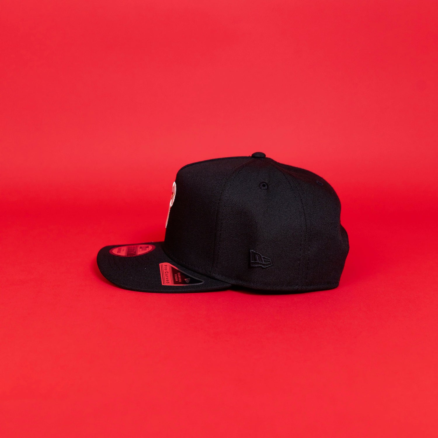 NEW ERA EXCLUSIVE 9FIFTY A-FRAME BLACK PHILADELPHIA PHILLIES SNAPBACK W/ 04 INAUGRAL SEASON SIDE PATCH