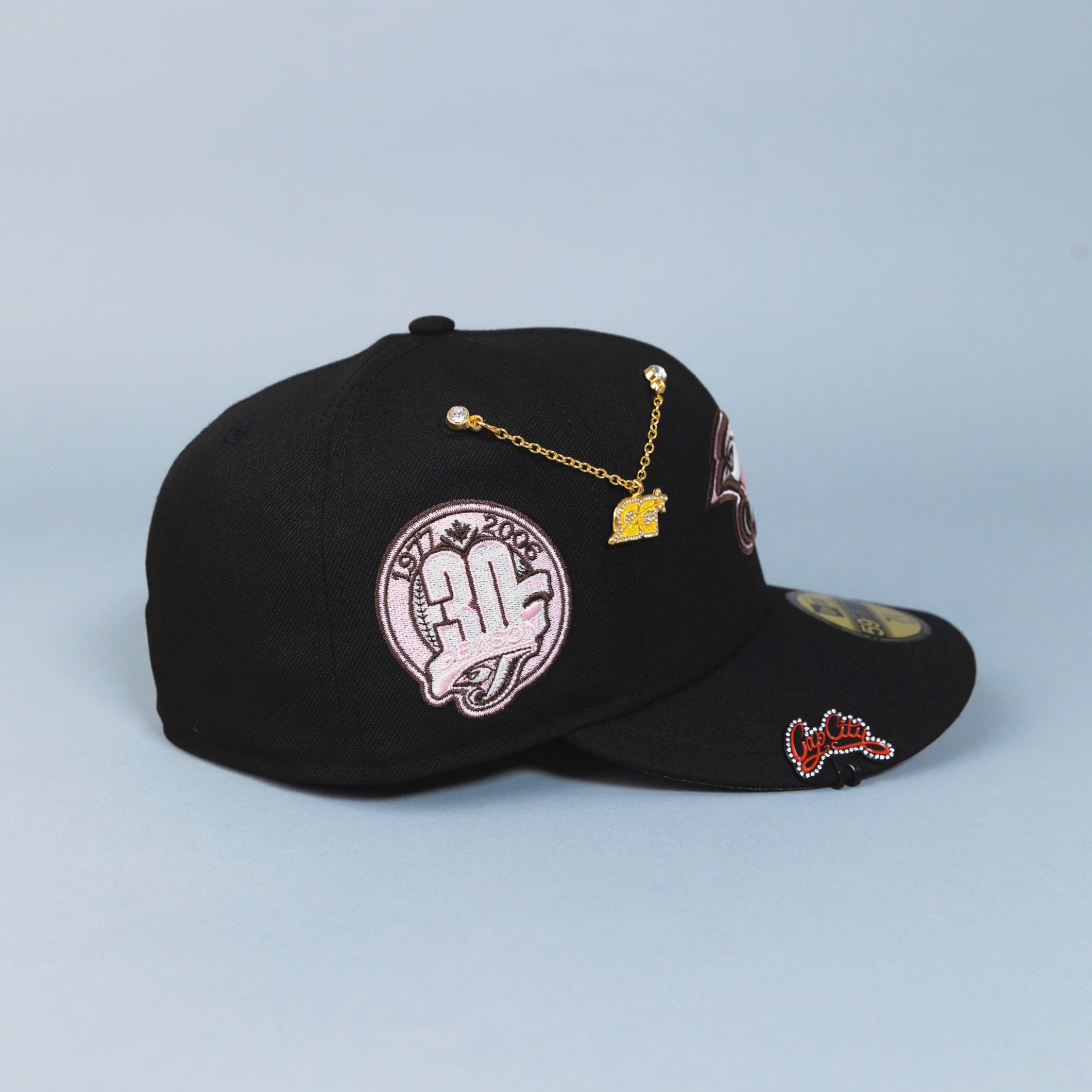 NEW ERA EXCLUSIVE 59FIFTY BLACK TORONTO BLUEJAYS W/ 30TH SEASON SIDE PATCH