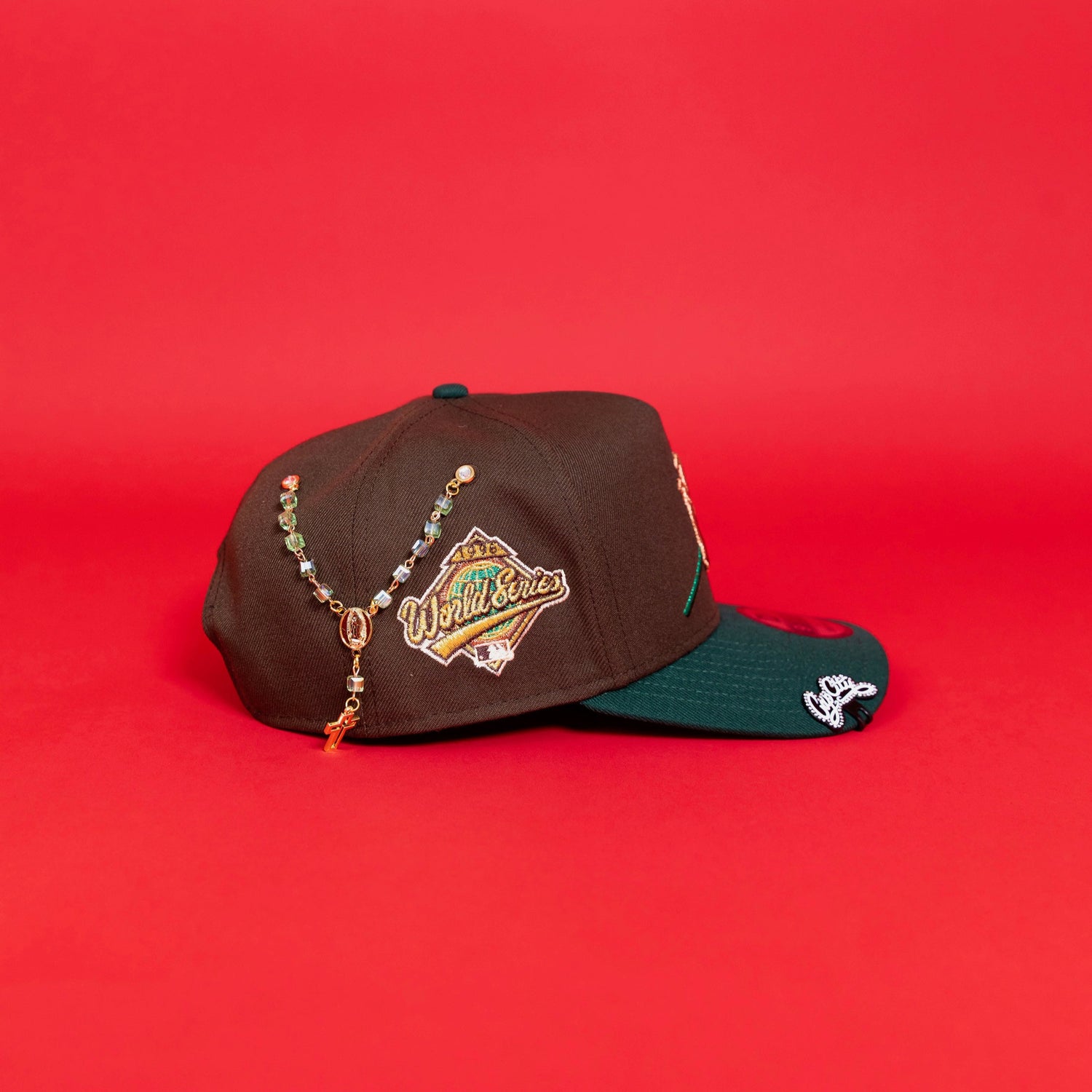 NEW ERA EXCLUSIVE 9FIFTY A-FRAME BROWN/ PINE GREEN NEW YORK YANKEES SNAPBACK W/ ROSE + 1996 WORLD SERIES SIDE PATCH