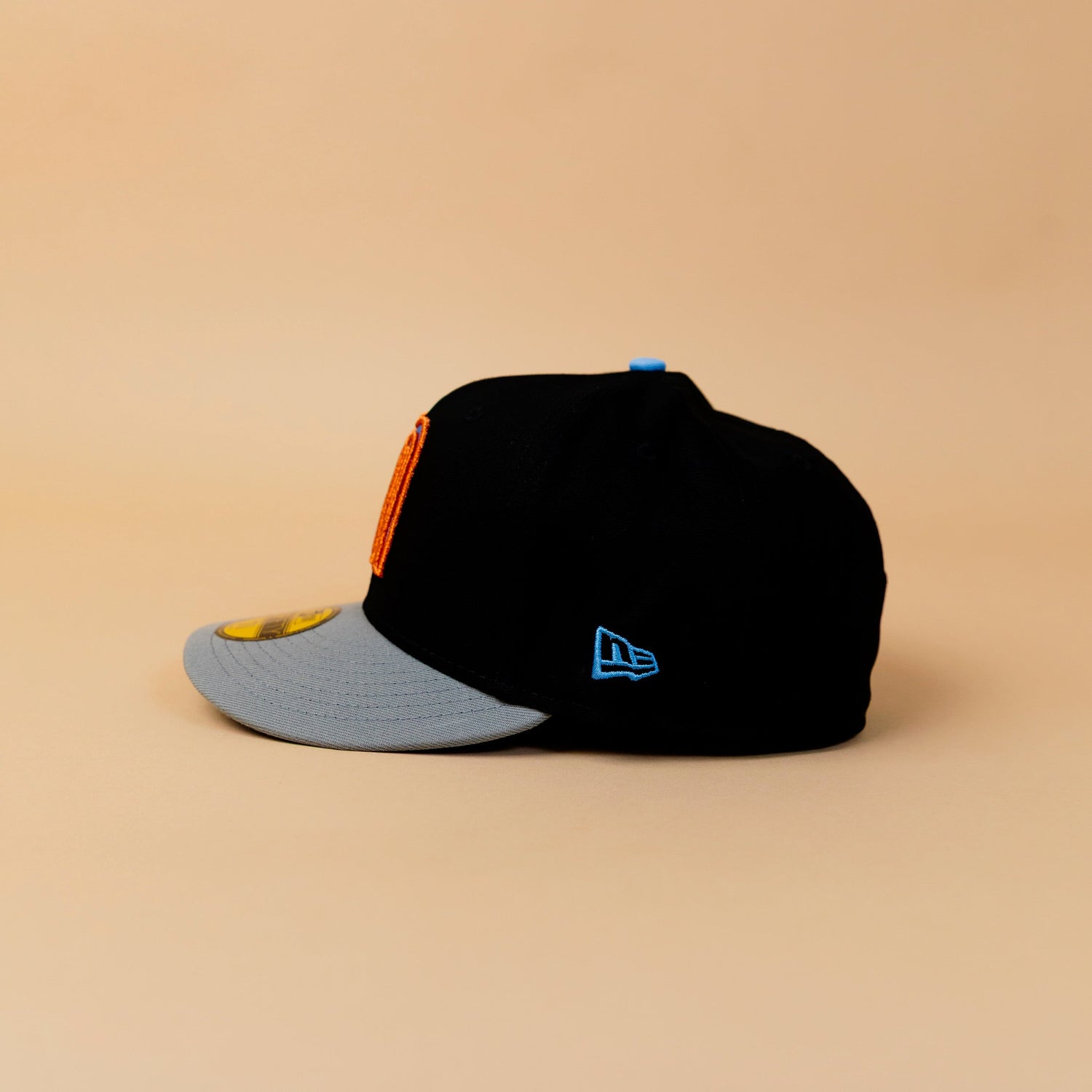 NEW ERA EXCLUSIVE 59FIFTY BLACK/ GREY MEXICO 2025 WORLD BASEBALL CLASSIC W/ ROSES SIDE PATCH