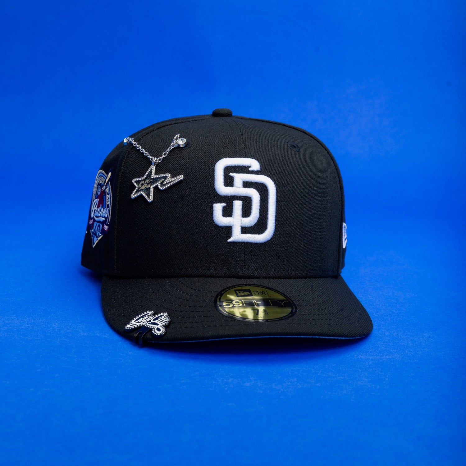 NEW ERA EXCLUSIVE 59FIFTY BLACK SAN DIEGO PADRES W/ 40TH ANNIVERSARY SIDE PATCH