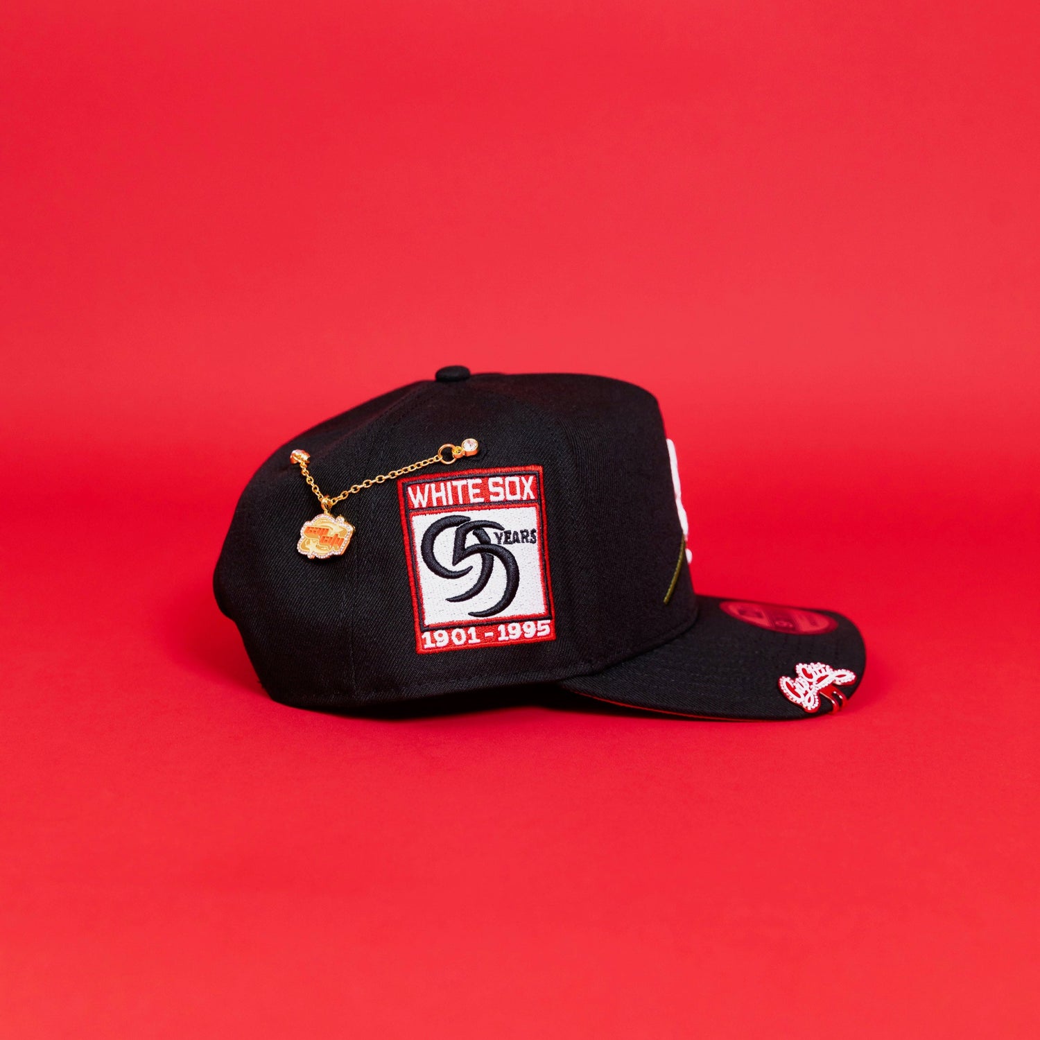 NEW ERA EXCLUSIVE 9FIFTY A-FRAME BLACK CHICAGO WHITE SOX W/ ROSE + 95TH ANNIVESARY SIDE PATCH
