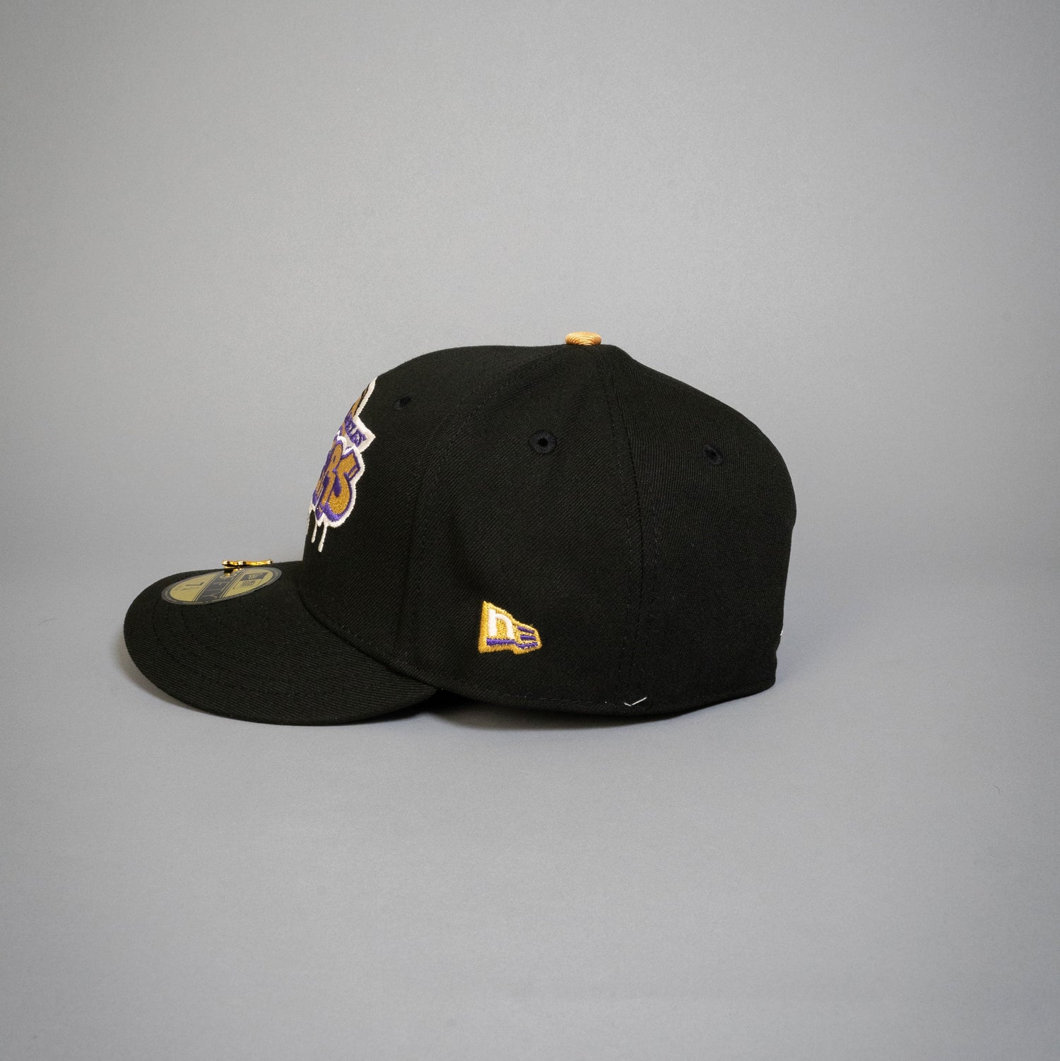 NEW ERA EXCLUSIVE 59FIFTY BLACK LOS ANGELES LAKERS SCRIPT W/  SIDE PATCH
