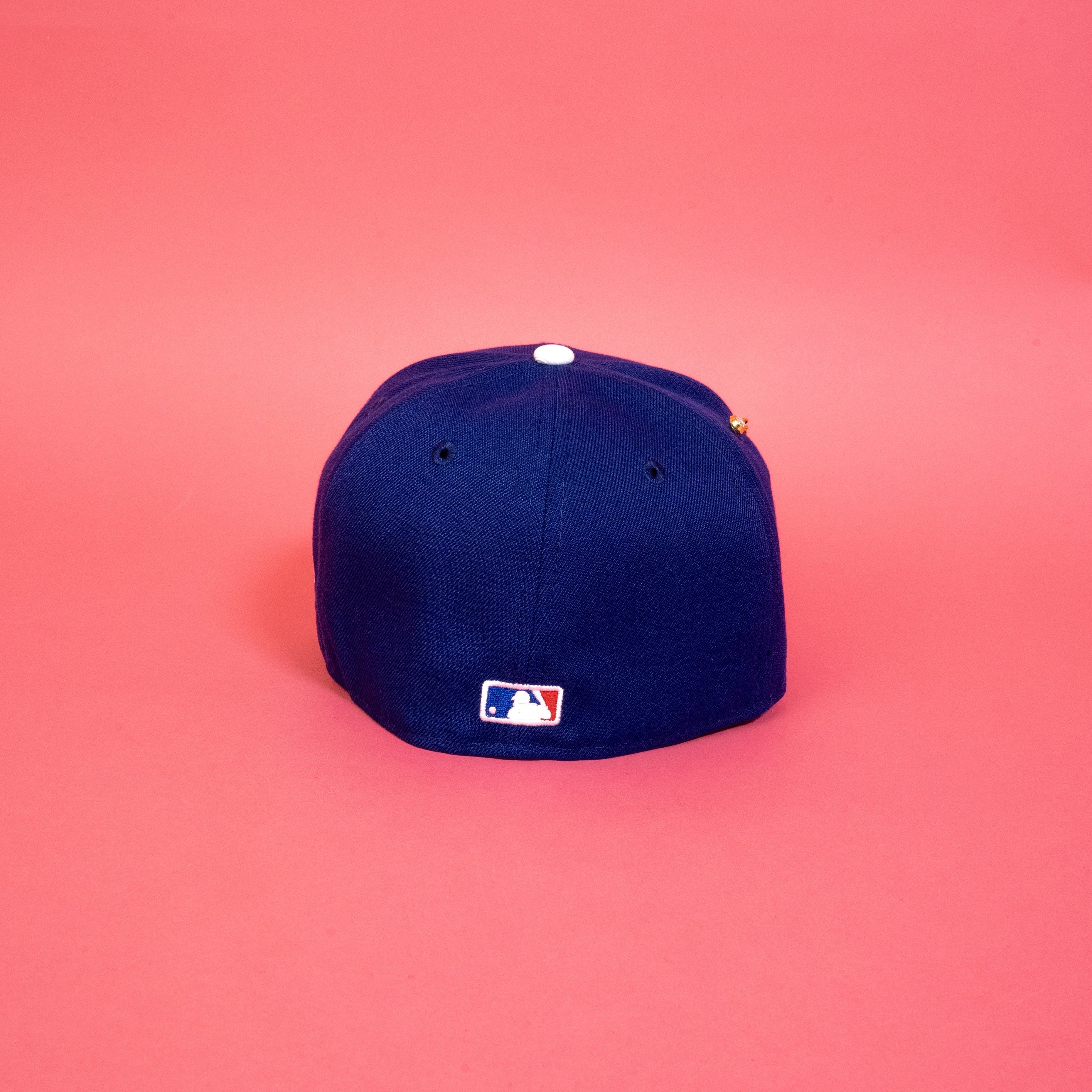 NEW ERA 59FIFTY BLUE LOS ANGELES DODGERS SCRIPT W/ 2024 WORLD SERIES CHAMPIONS SIDE PATCH